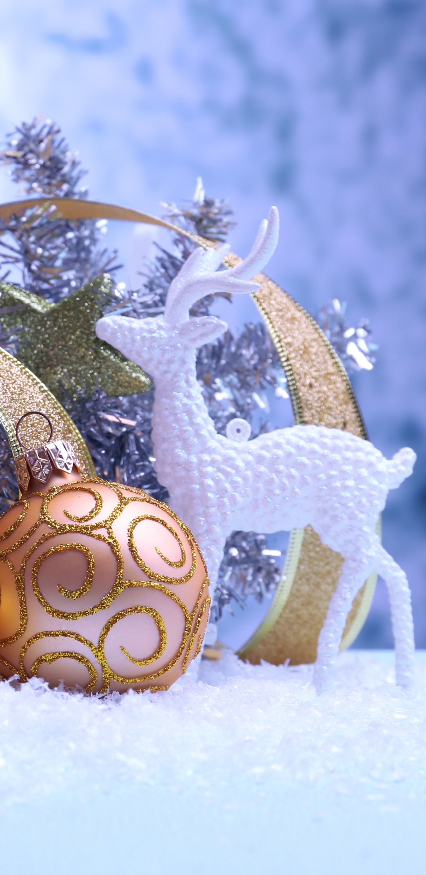 Download mobile wallpaper Christmas, Holiday, Christmas Ornaments for free.