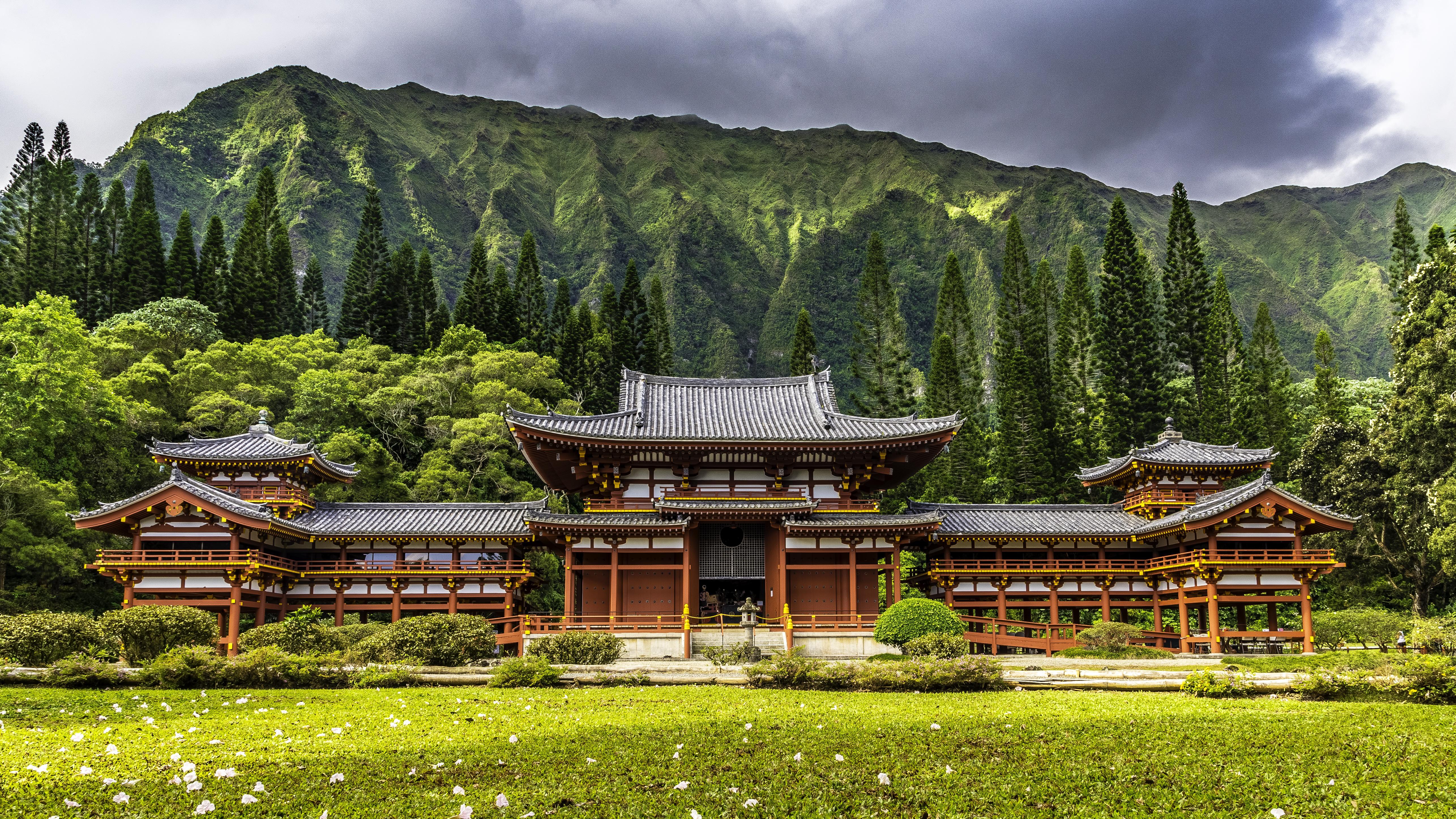 Download mobile wallpaper Building, Mountain, Temple, Temples, Religious, Byodo In Temple for free.