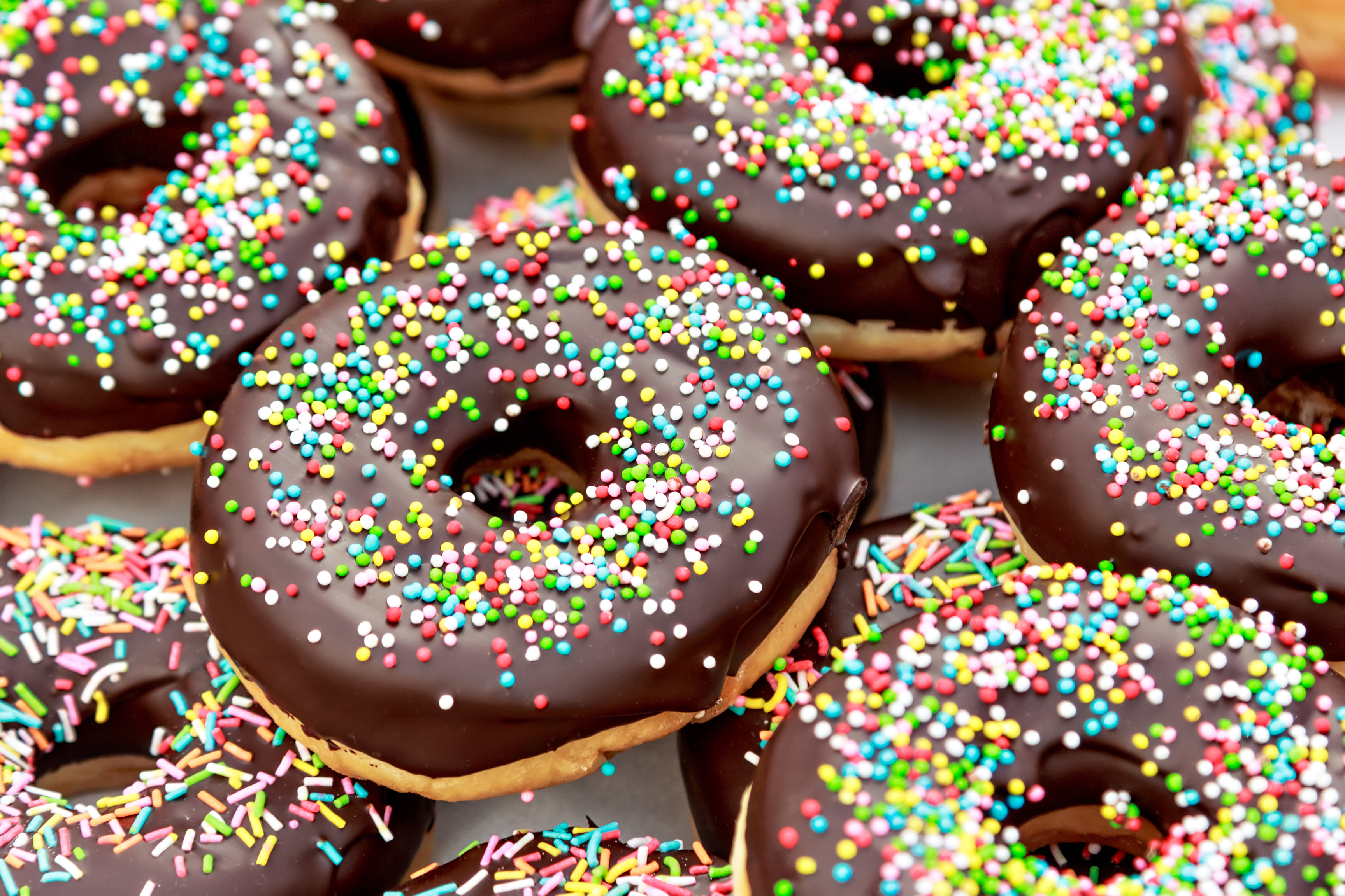Descarga gratis la imagen Chocolate, Dulces, Alimento, Donut en el escritorio de tu PC