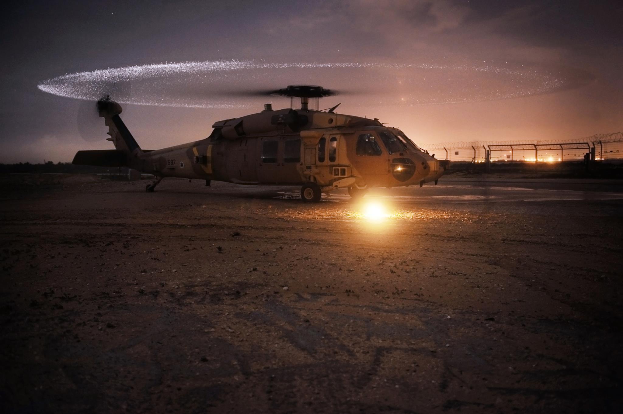 Baixe gratuitamente a imagem Helicóptero, Militar na área de trabalho do seu PC