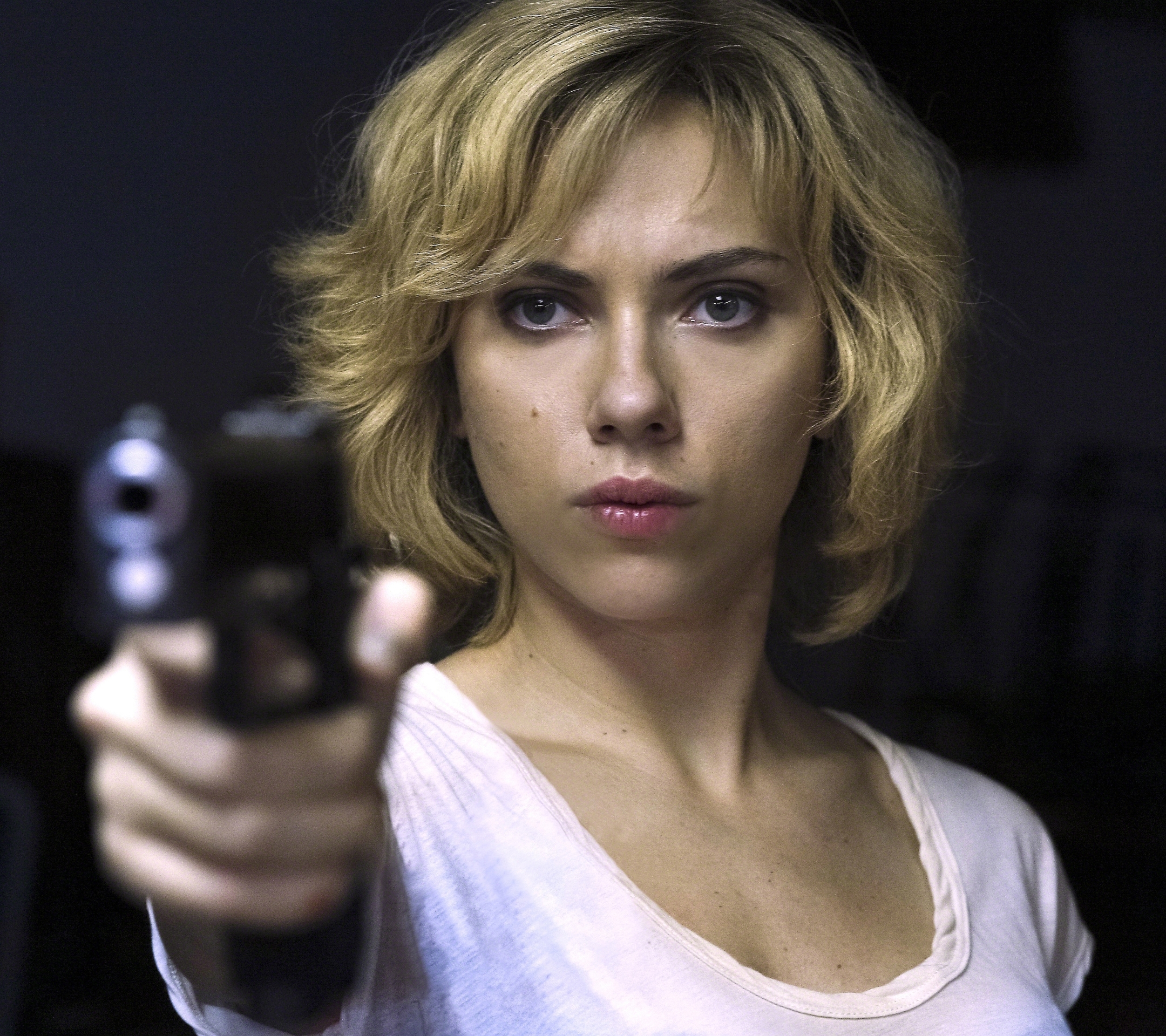 Baixe gratuitamente a imagem Scarlett Johansson, Filme, Lucy na área de trabalho do seu PC