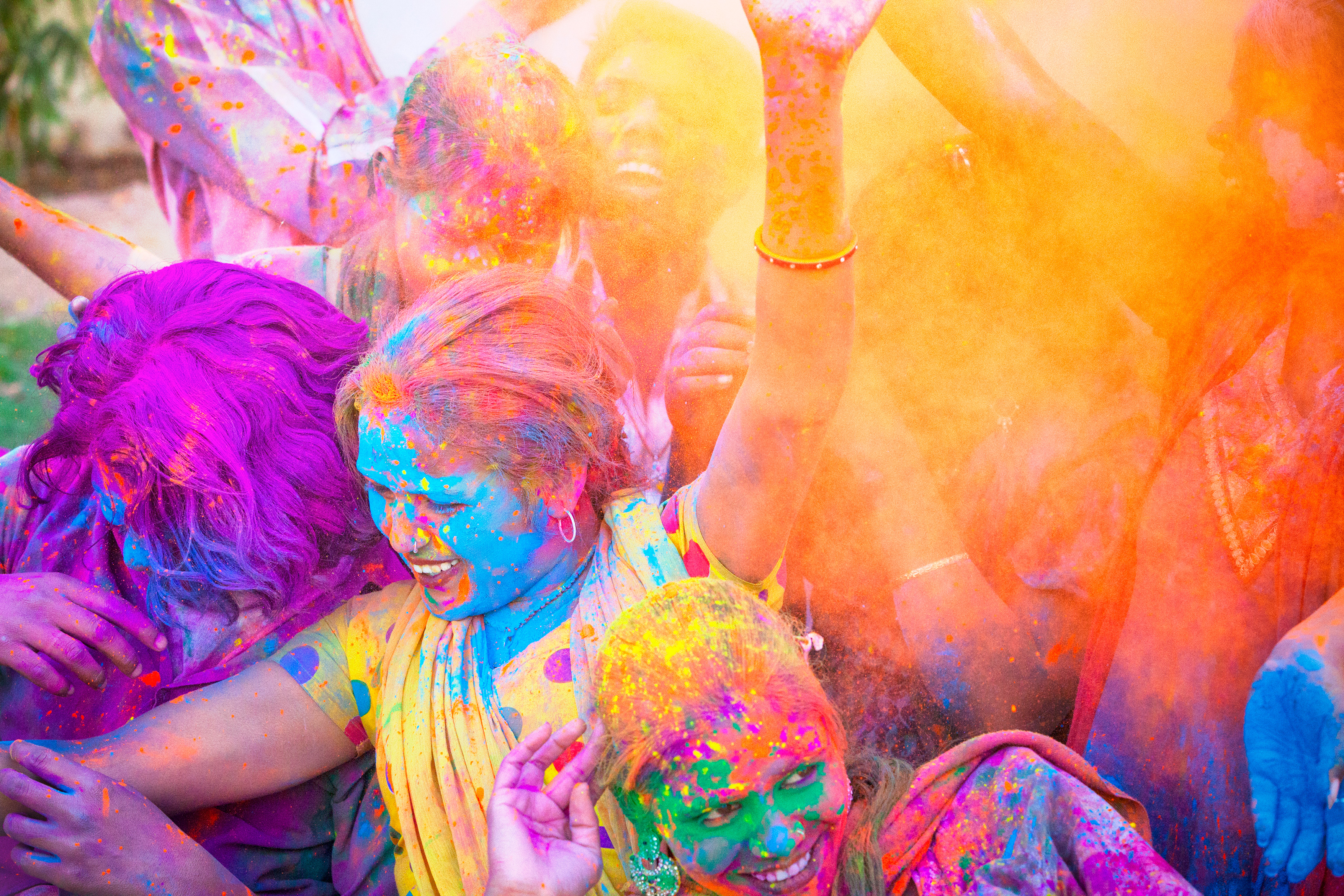 Free download wallpaper People, Holiday, Colors, Holi on your PC desktop