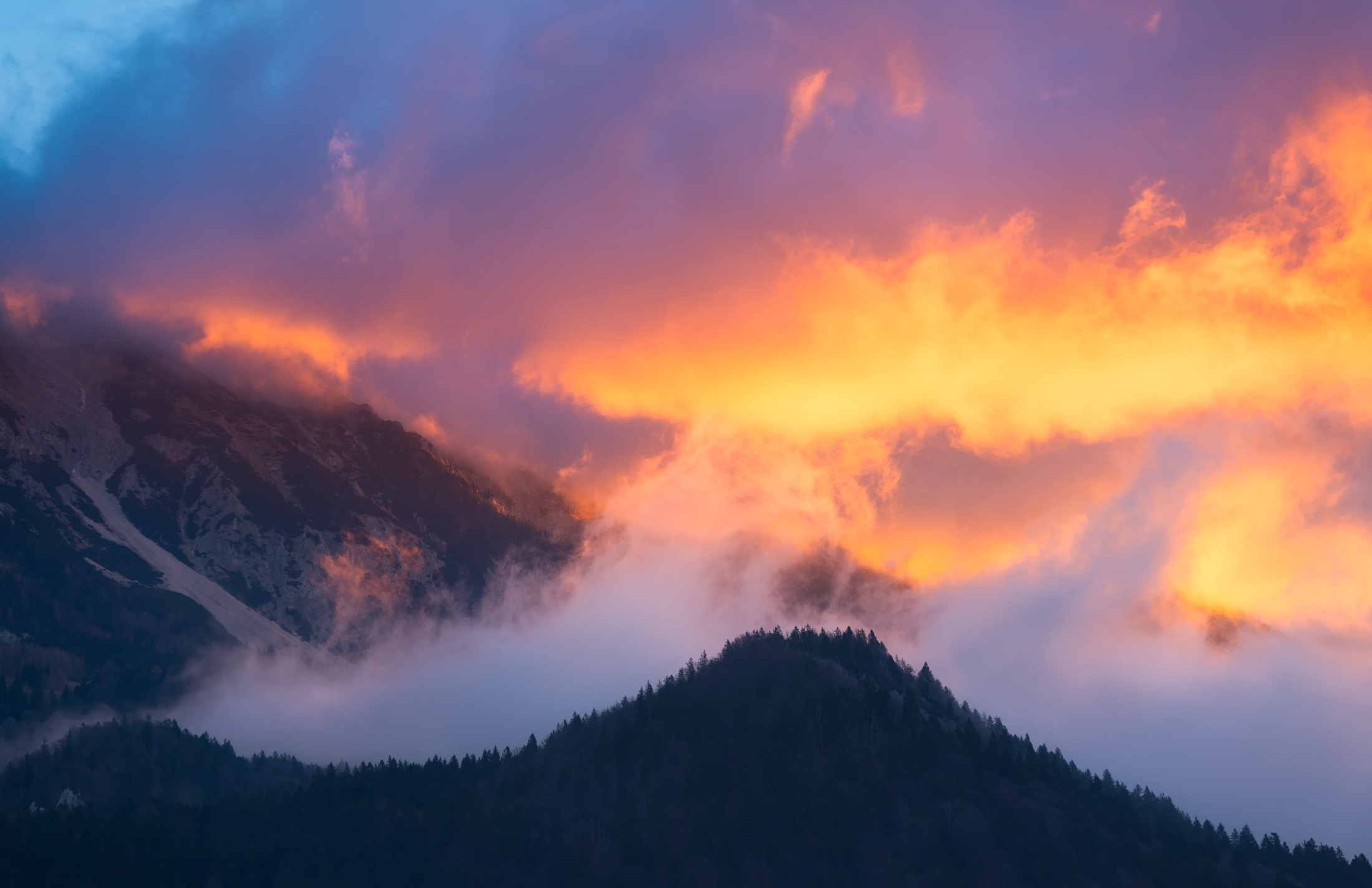 809298 descargar fondo de pantalla tierra/naturaleza, amanecer, nube, niebla, mañana, montaña, naturaleza, cielo, eslovenia: protectores de pantalla e imágenes gratis