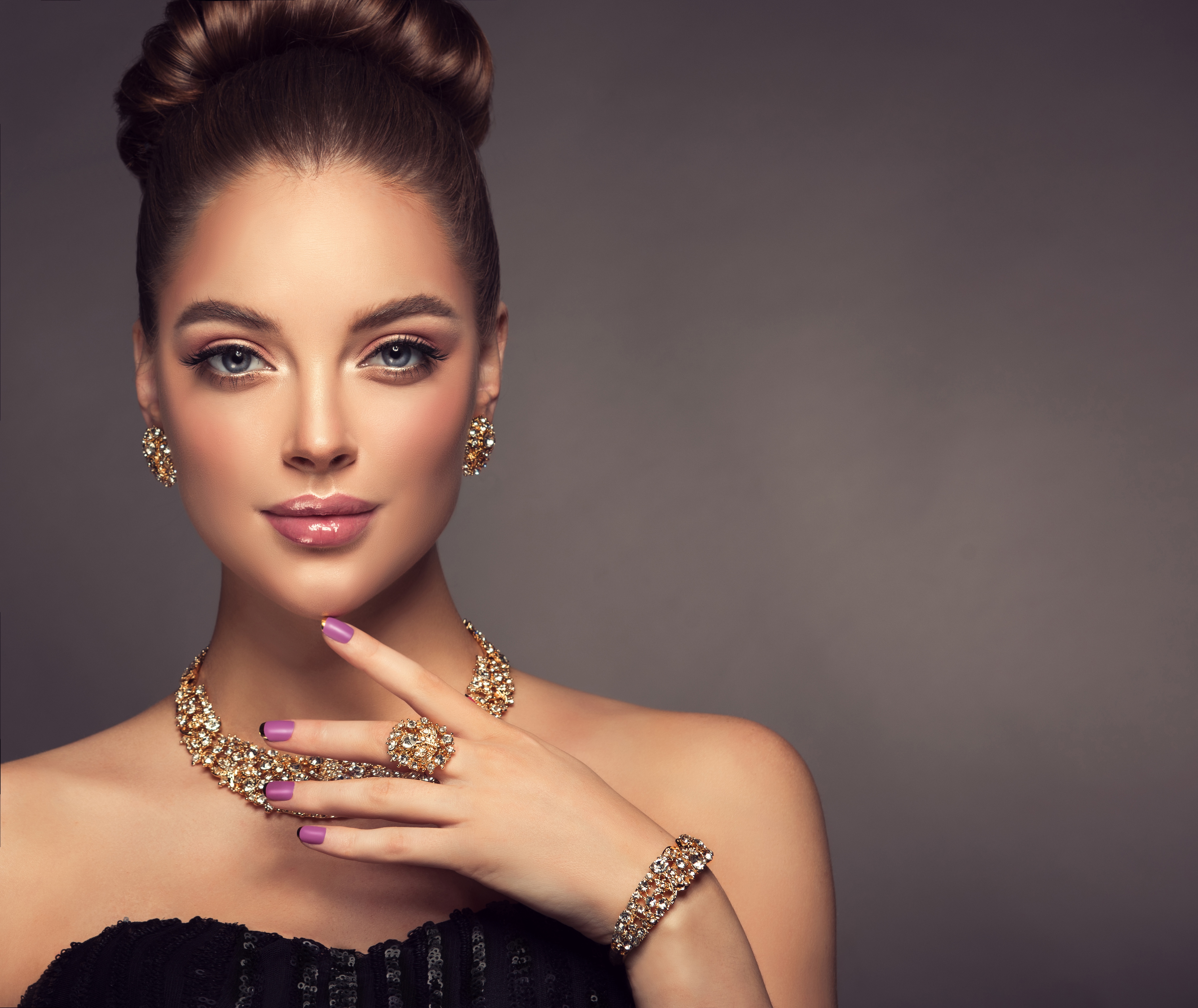 Download mobile wallpaper Jewelry, Brunette, Model, Women, Earrings, Blue Eyes, Necklace for free.