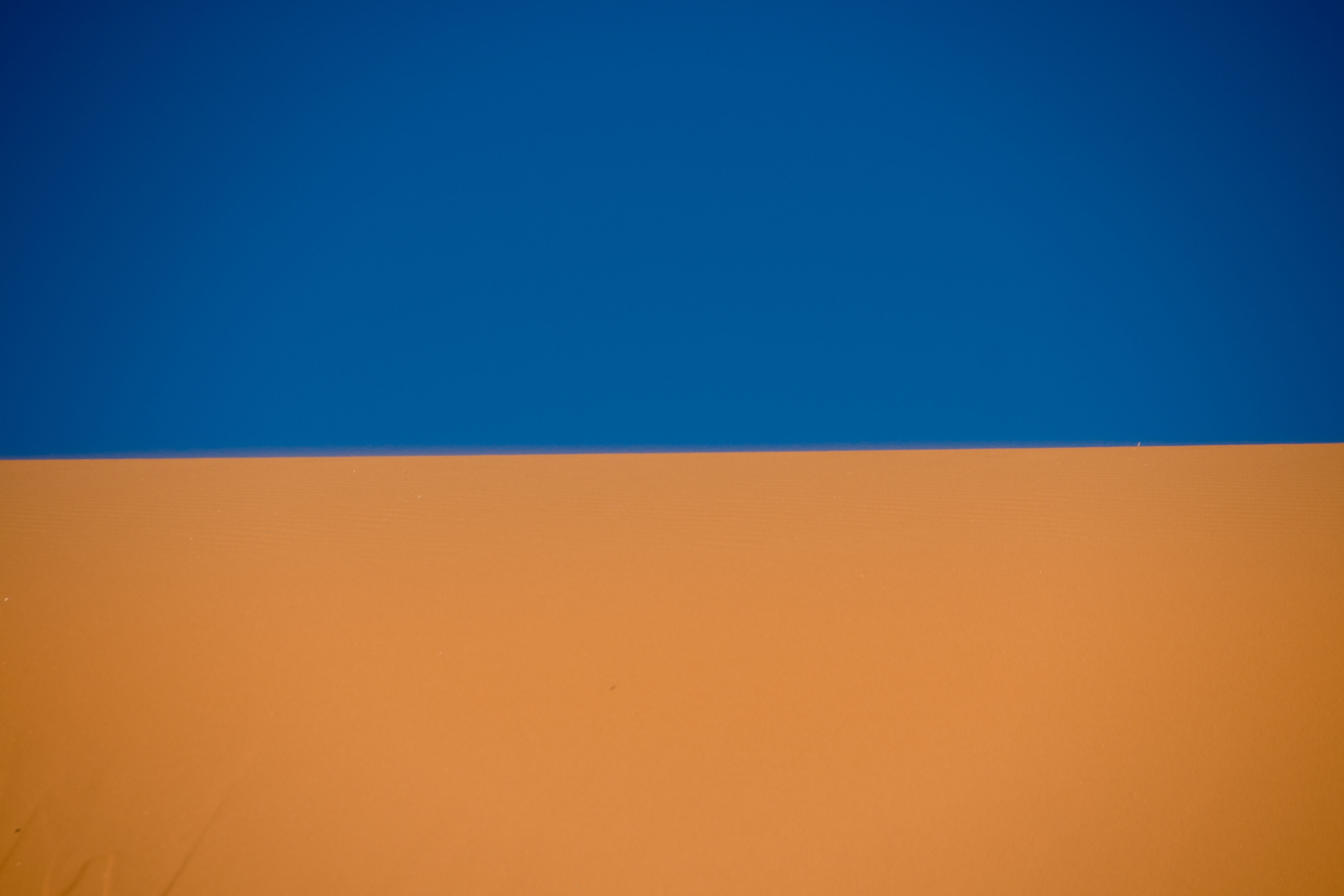 Download mobile wallpaper Landscape, Sky, Sand, Desert, Earth, Dune, Sahara, Africa, Algeria for free.