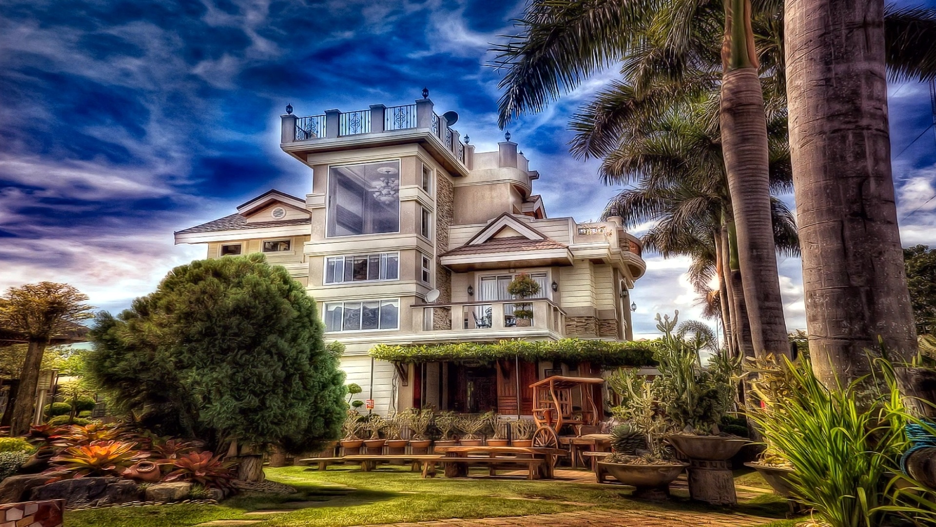 Free download wallpaper House, Mansion, Man Made, Palm Tree on your PC desktop
