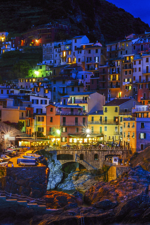 Download mobile wallpaper Night, Italy, Light, House, Village, Manarola, Cinque Terre, Man Made, Towns for free.