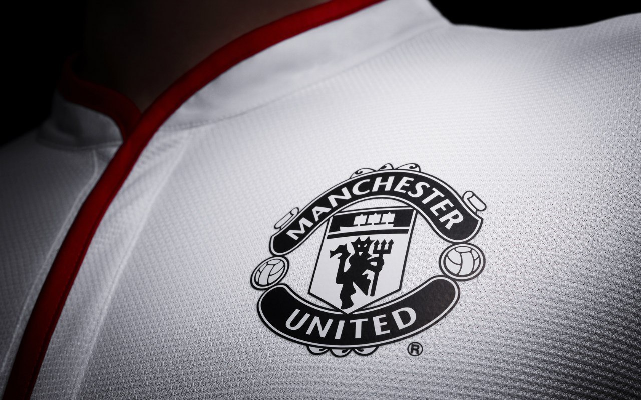 Descarga gratuita de fondo de pantalla para móvil de Manchester United, Deportes, Fondo, Logos, Fútbol.