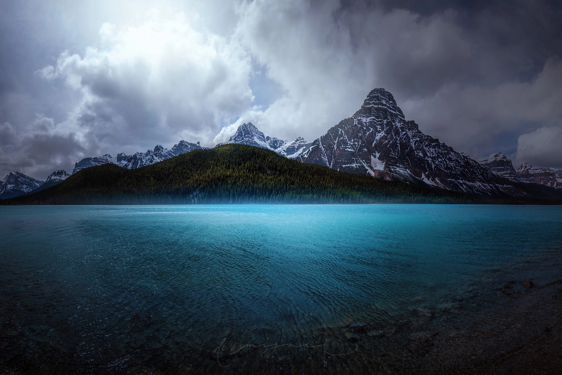 Download mobile wallpaper Nature, Lakes, Mountain, Peak, Lake, Earth for free.