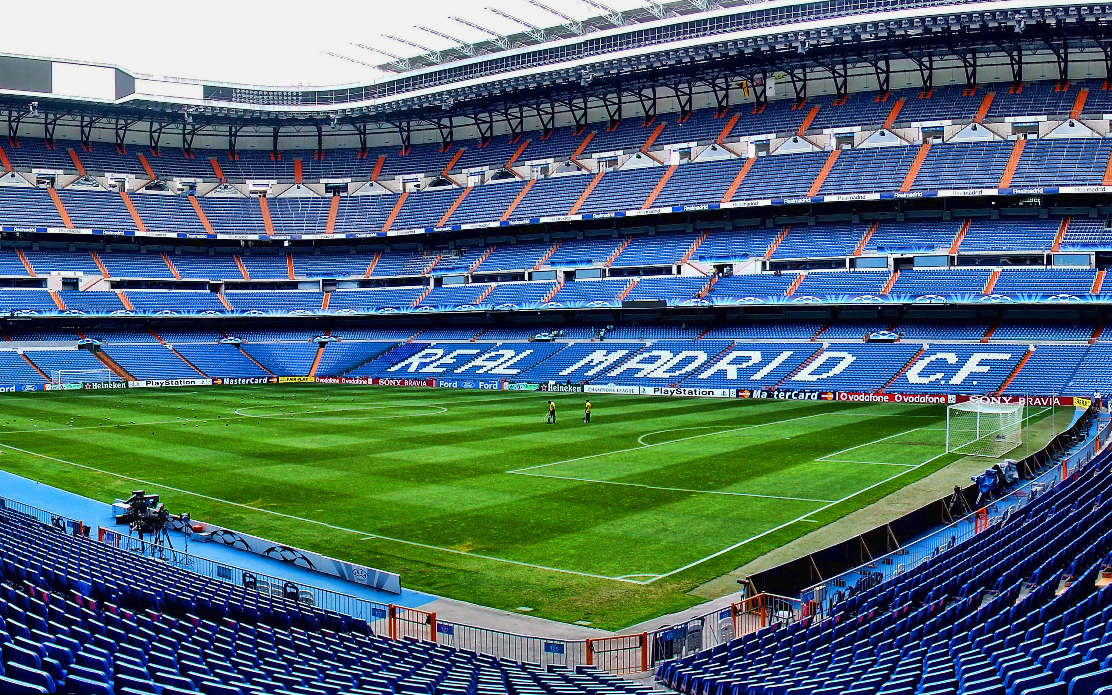 Free download wallpaper Sports, Soccer, Real Madrid C F, Santiago Bernabeu Stadium on your PC desktop