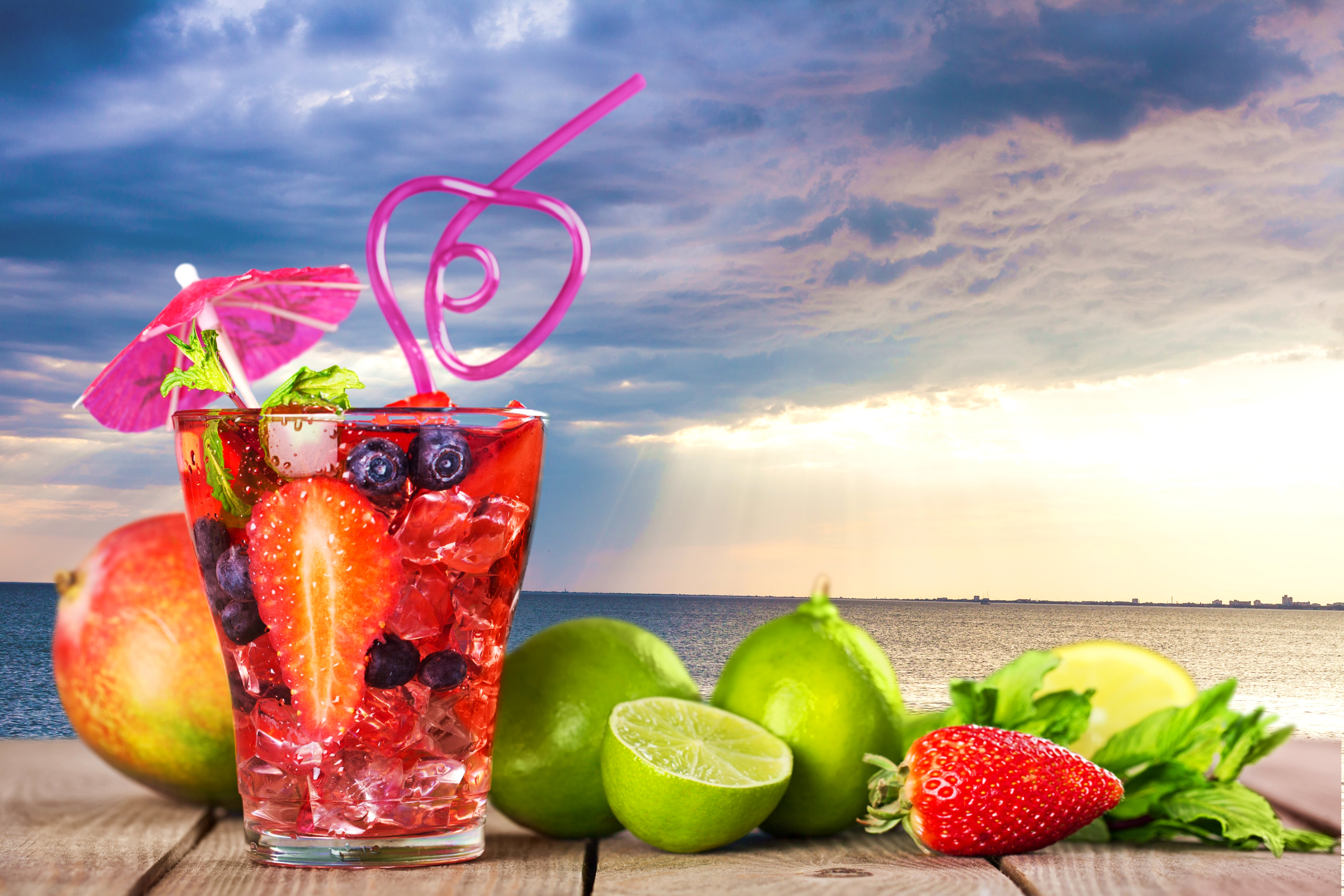 glass, food, cocktail, cloud, drink, fruit, lime, strawberry, summer