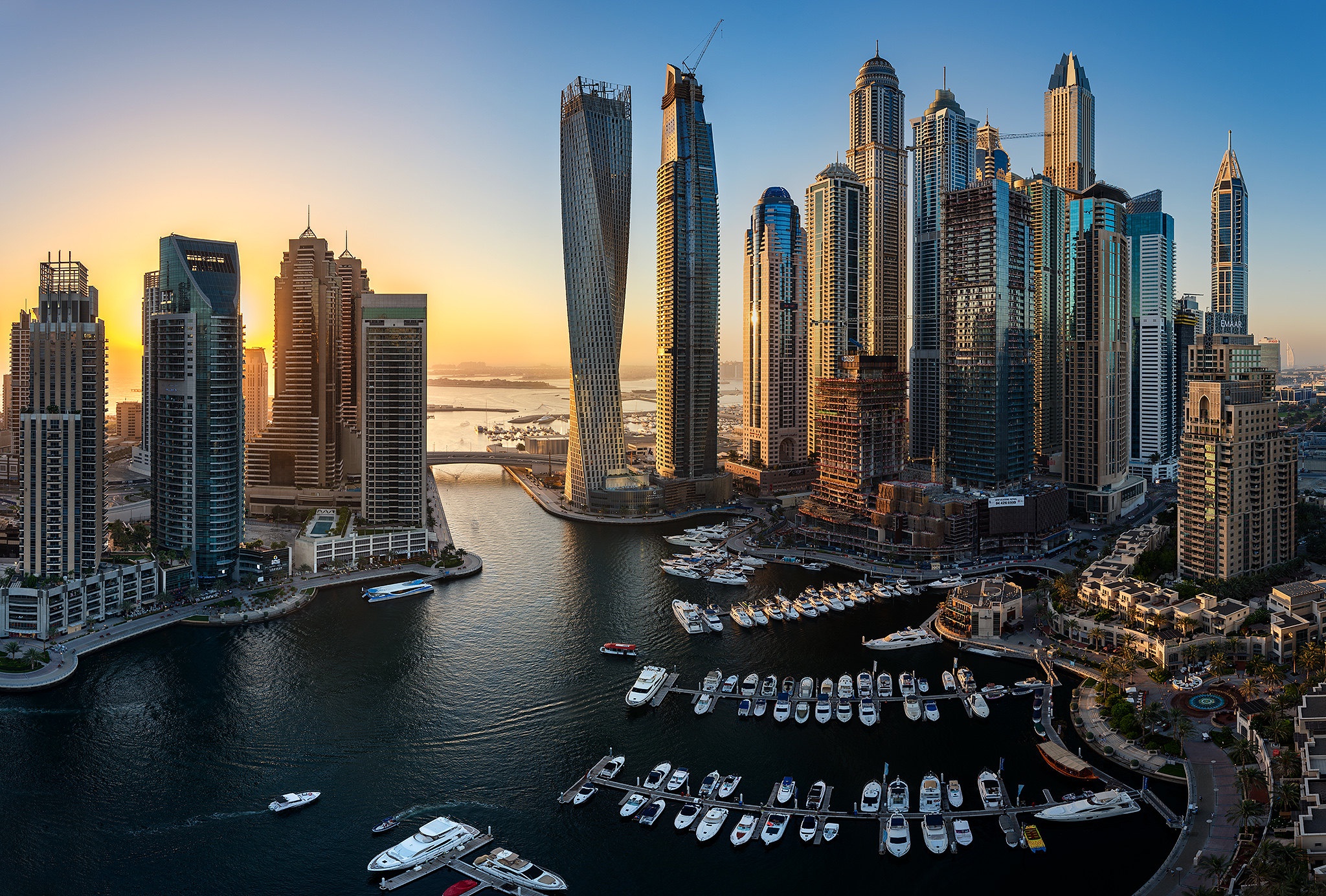 Free download wallpaper Cities, Dubai, Cityscape, Skyline, Man Made on your PC desktop