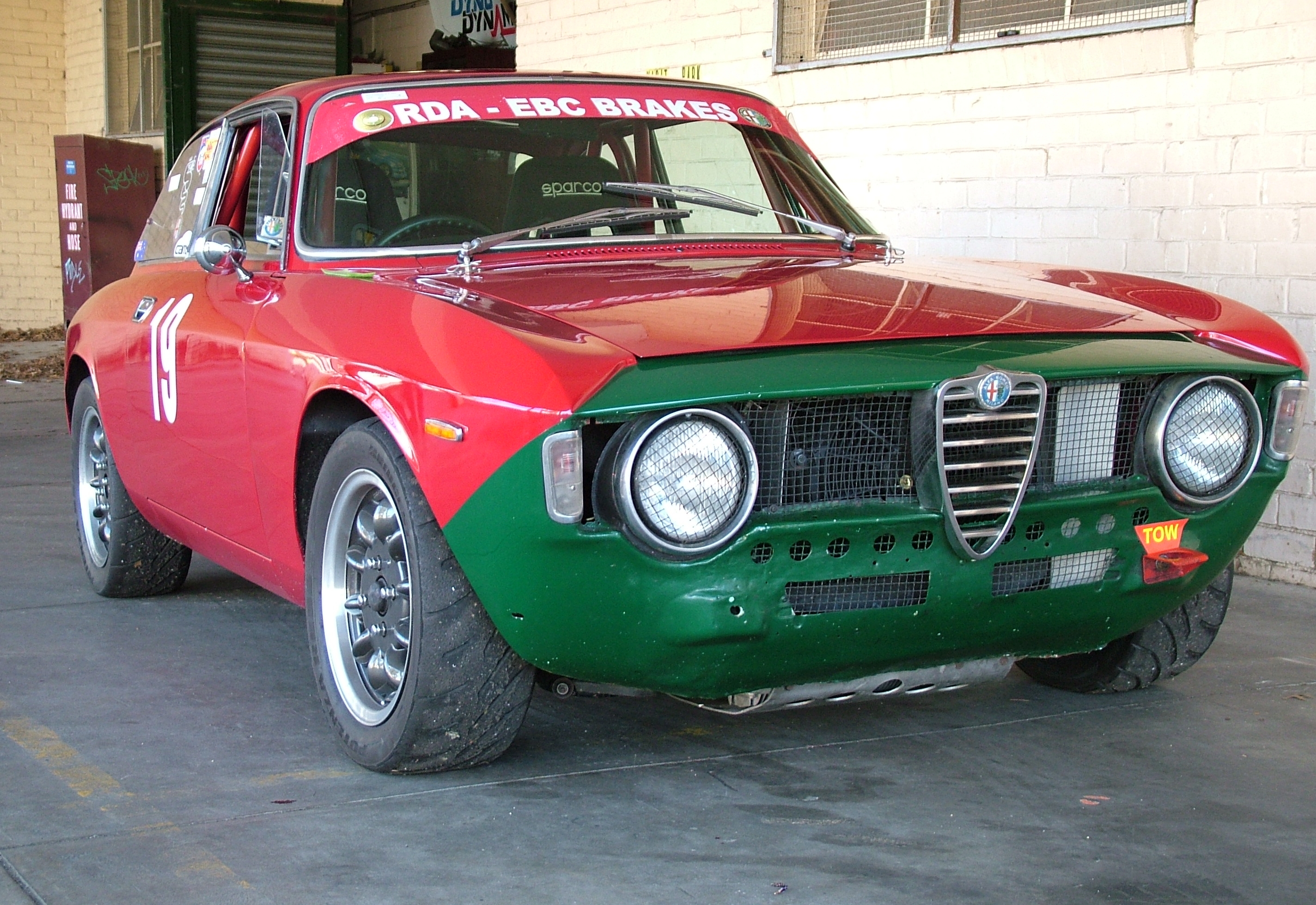 Baixe gratuitamente a imagem Alfa Romeo, Veículos, Alfa Romeo 105 na área de trabalho do seu PC