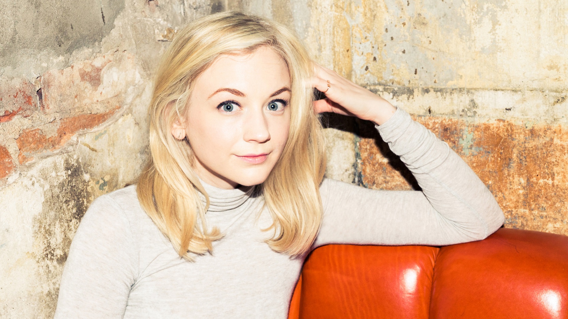 Download mobile wallpaper Celebrity, Actress, Emily Kinney for free.