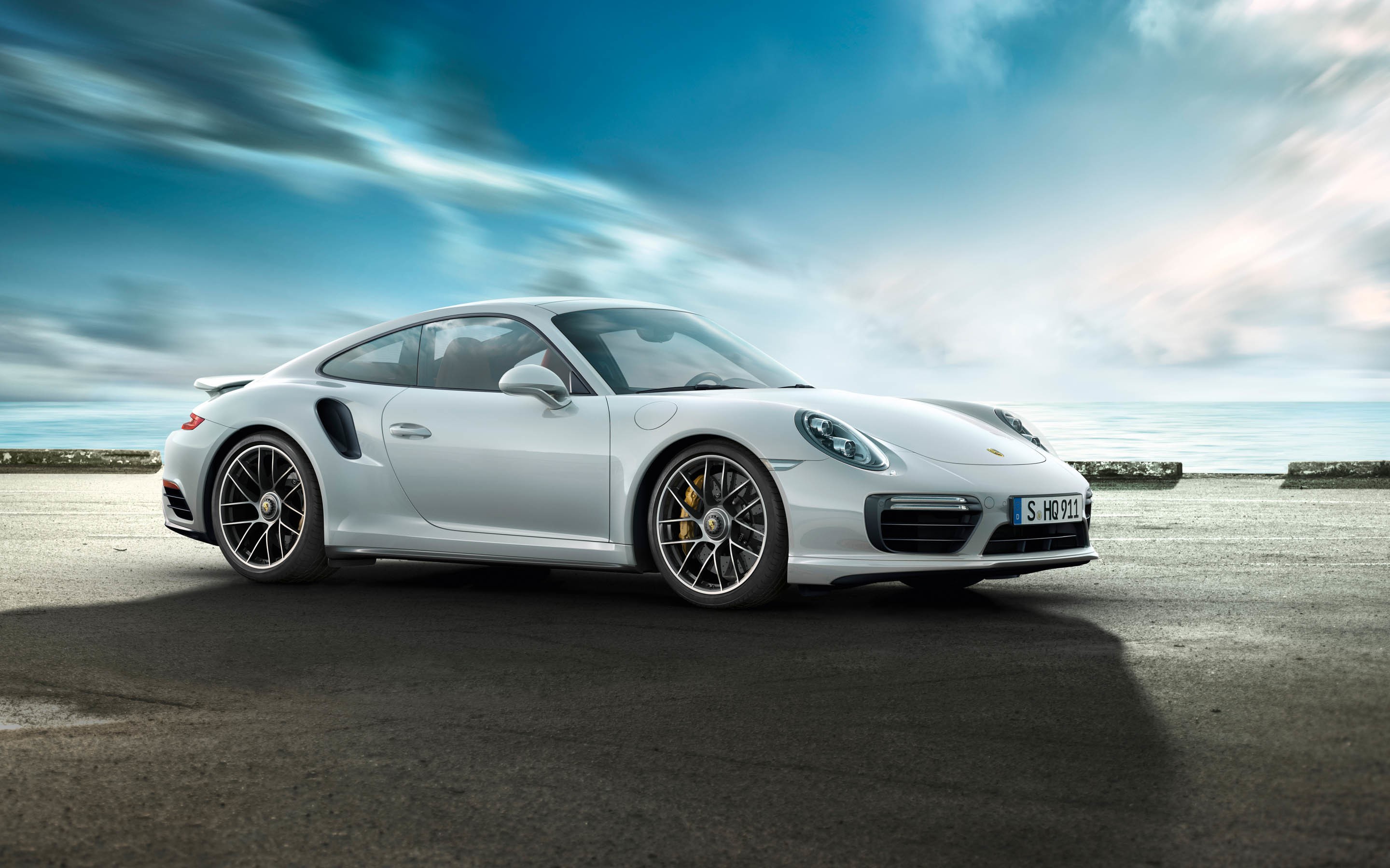 Завантажити шпалери безкоштовно Порш, Автомобіль, Porsche 911, Транспортні Засоби, Білий Автомобіль, Porsche 911 Turbo картинка на робочий стіл ПК