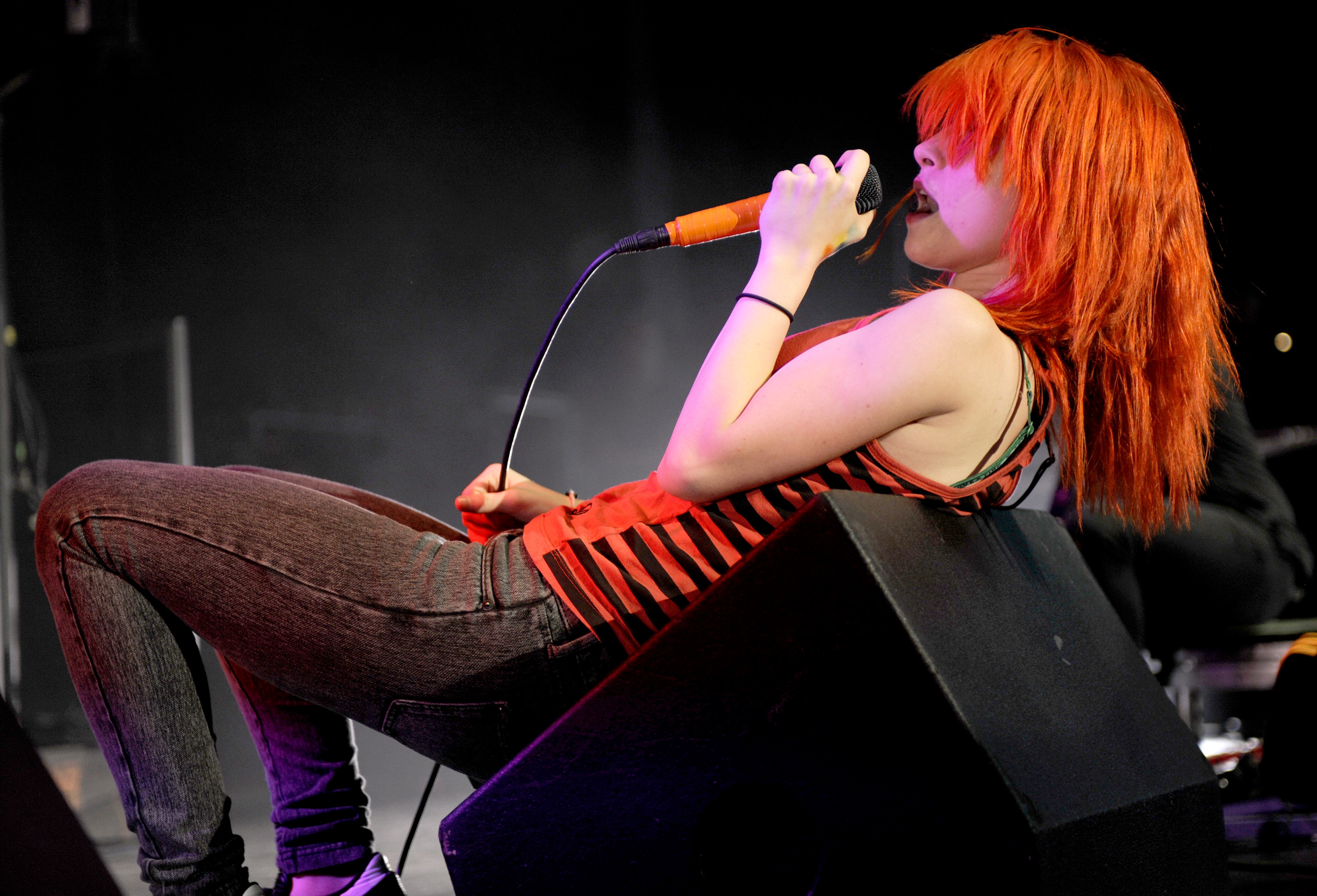 Handy-Wallpaper Musik, Hayley Williams kostenlos herunterladen.