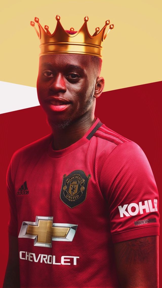 Download mobile wallpaper Sports, Soccer, Manchester United F C, Aaron Wan Bissaka for free.