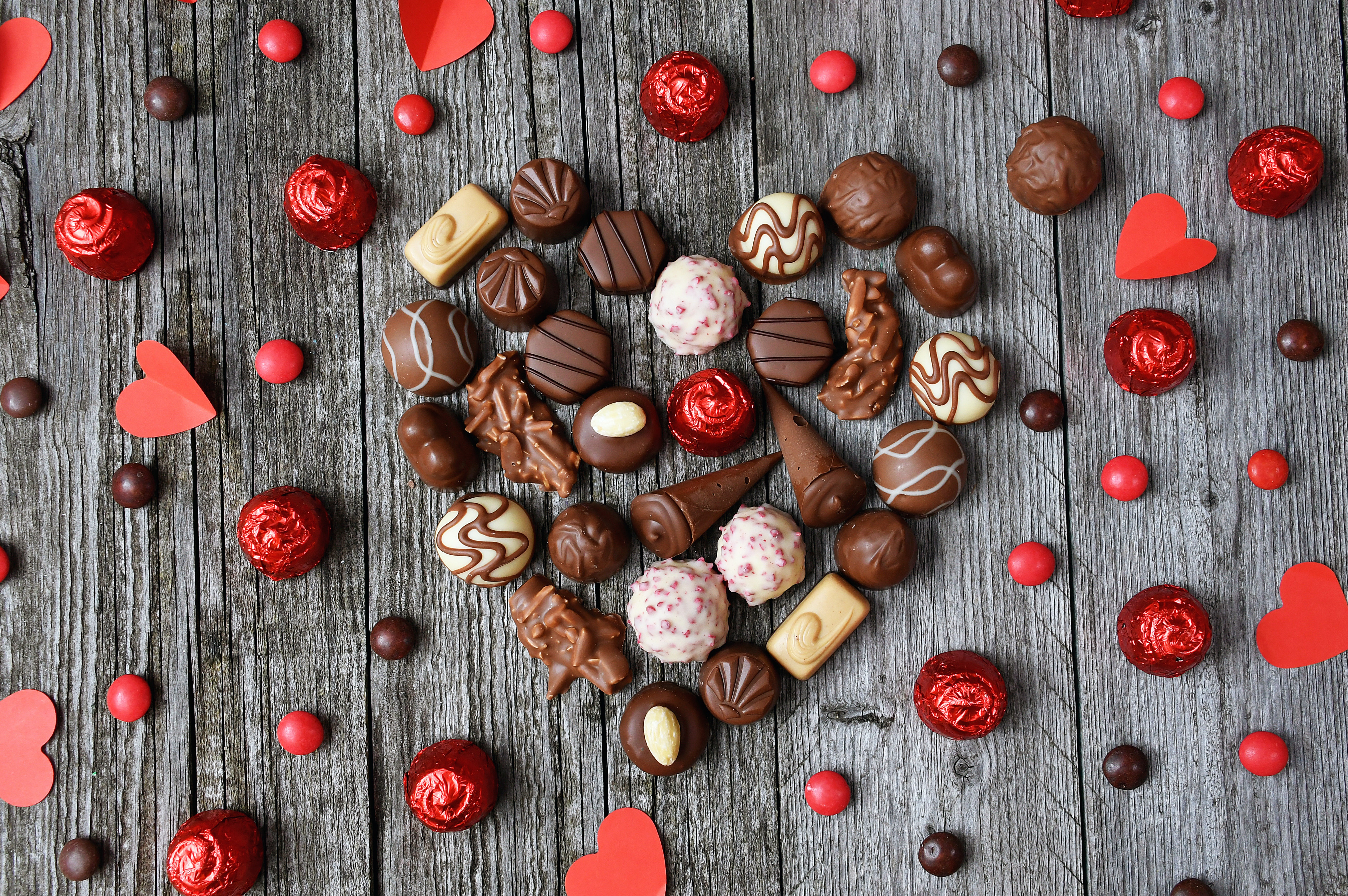Download mobile wallpaper Valentine's Day, Chocolate, Still Life, Holiday, Heart Shaped for free.