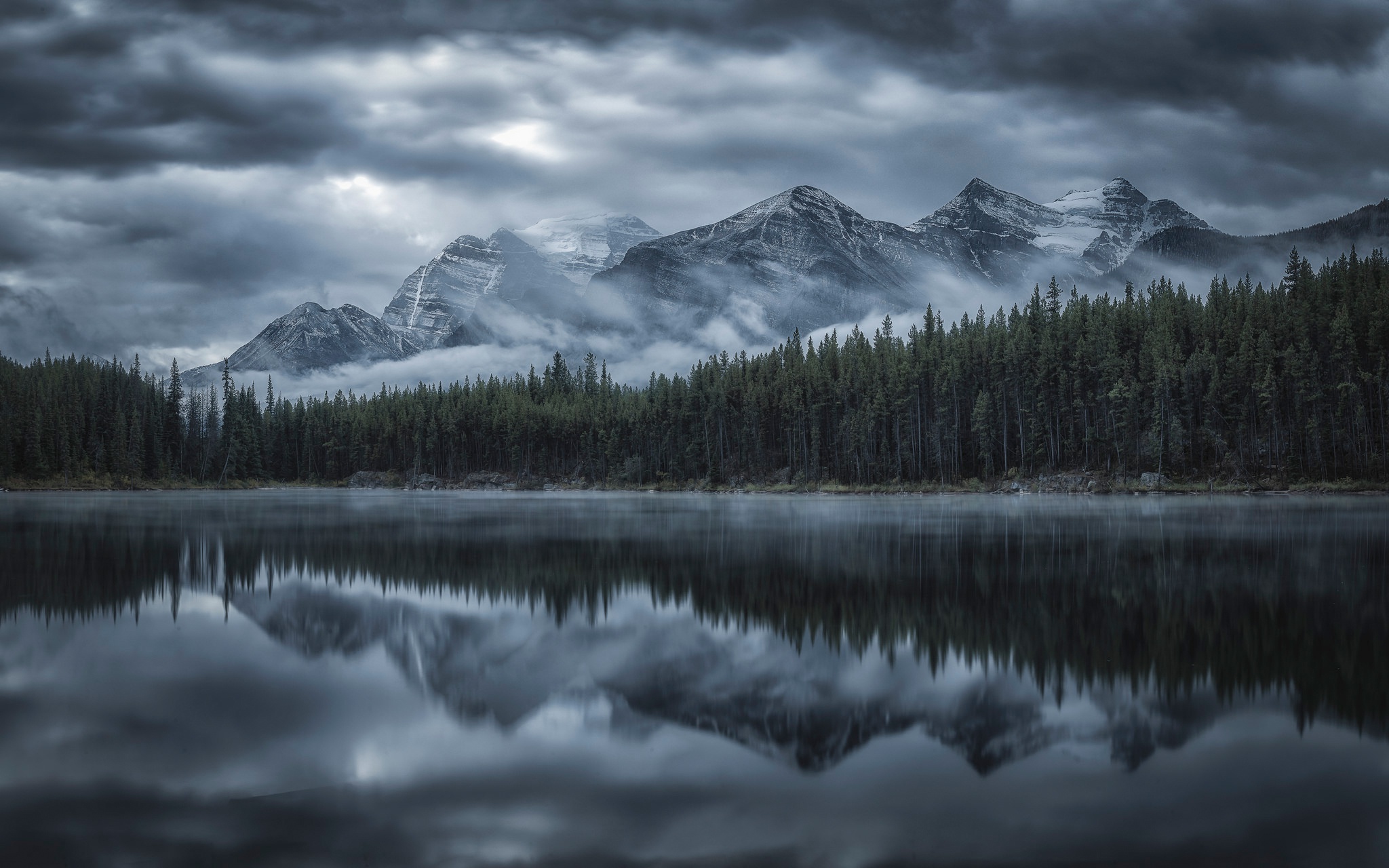 Descarga gratuita de fondo de pantalla para móvil de Naturaleza, Montaña, Lago, Bosque, Nube, Tierra/naturaleza, Reflejo.