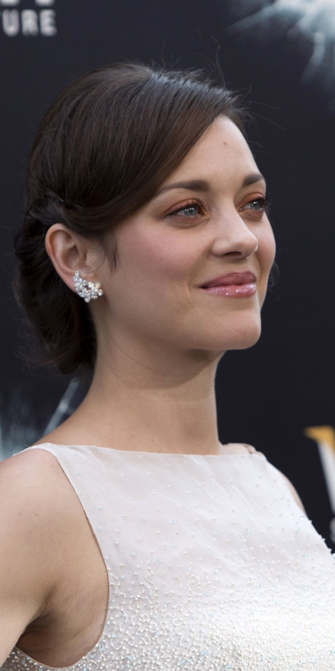 Download mobile wallpaper Celebrity, Marion Cotillard for free.