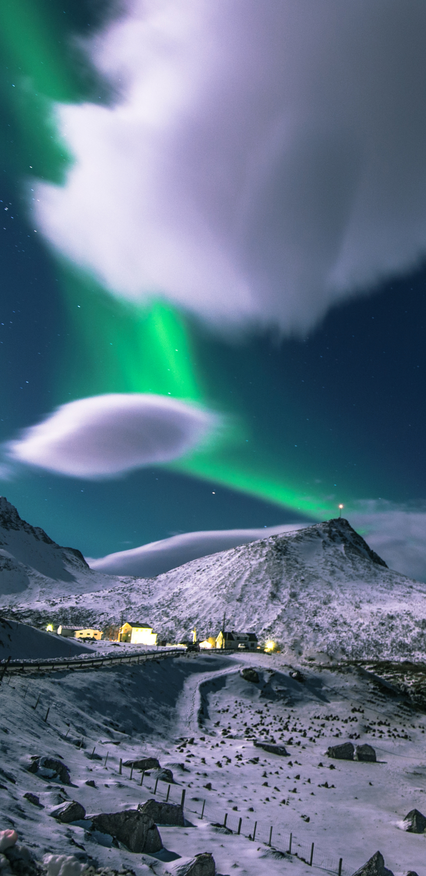 Download mobile wallpaper Earth, Aurora Borealis, Norway, Lofoten Islands for free.