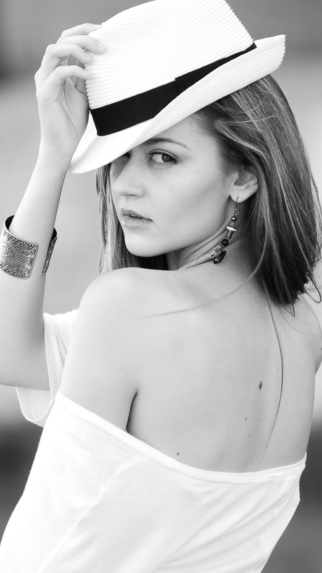 Download mobile wallpaper Mood, Hat, Women, Earrings, Black & White for free.