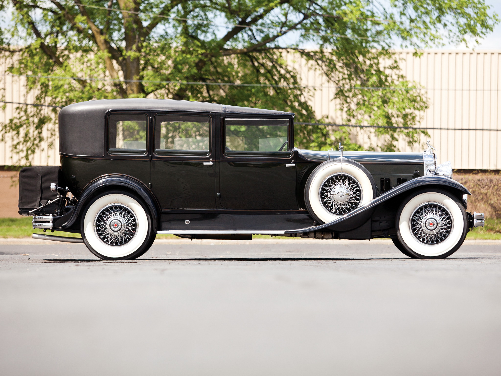 Laden Sie 1930 Packard Deluxe Eight Allwetter Stadtauto HD-Desktop-Hintergründe herunter