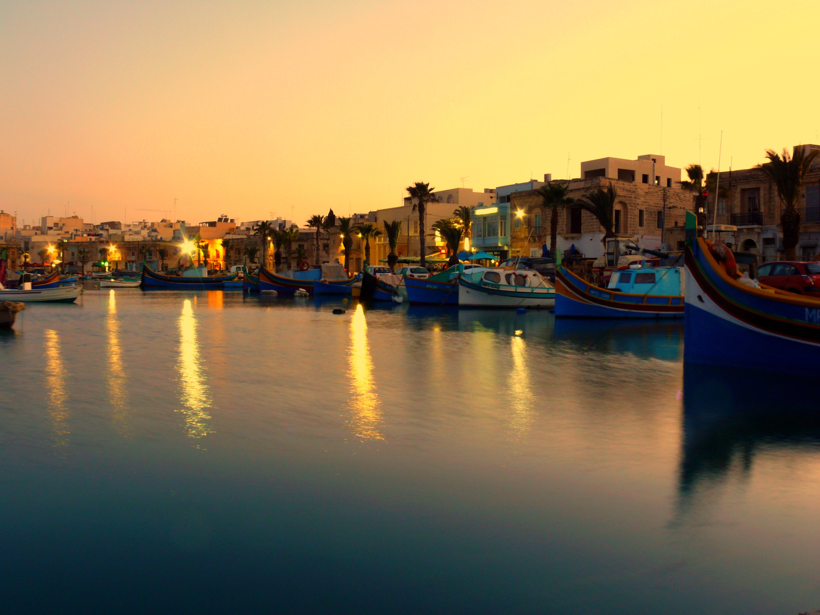 Laden Sie Marsaxlokk HD-Desktop-Hintergründe herunter