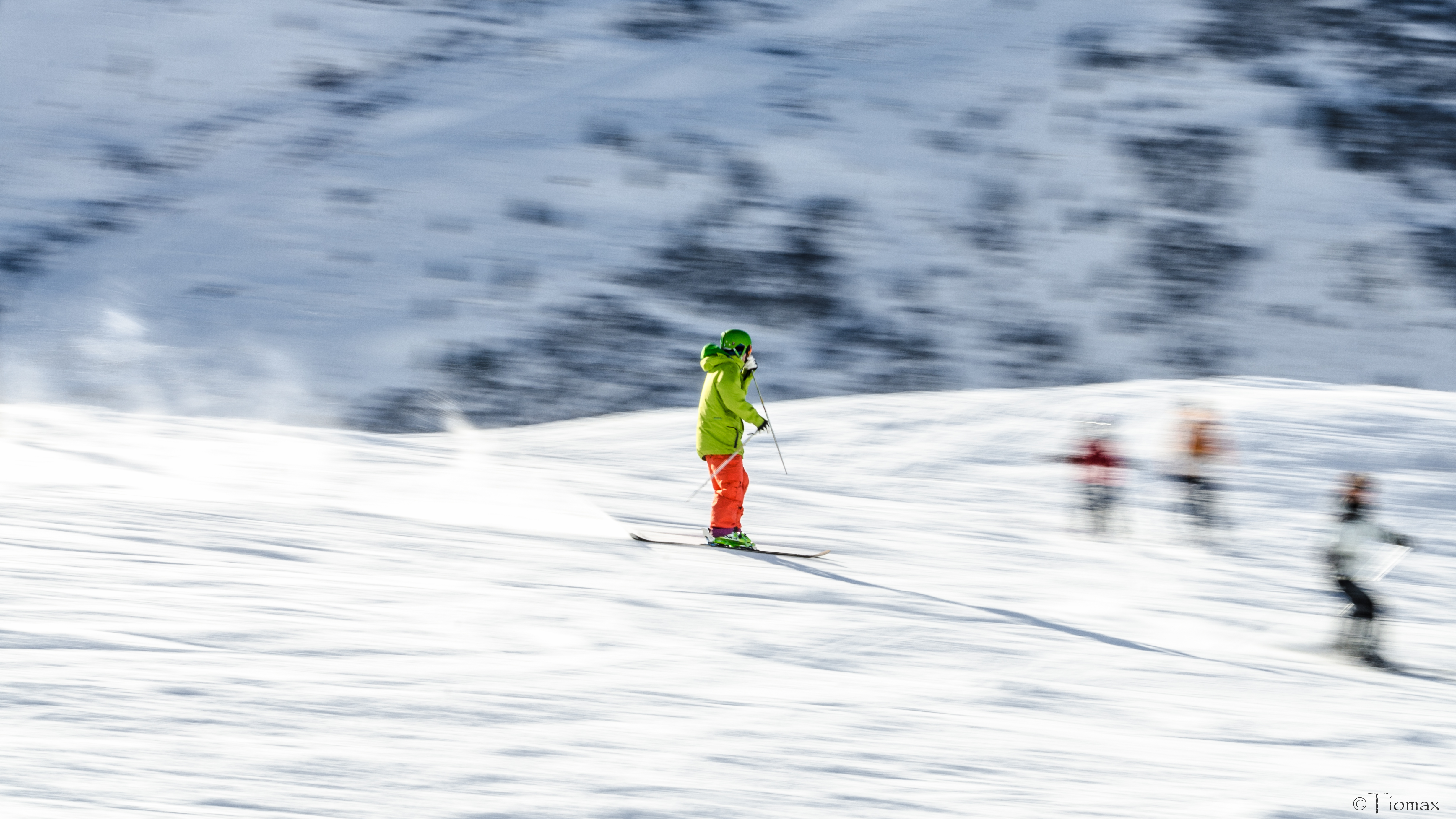 108066 Bild herunterladen sport, winter, mountains, schnee, skifahrer, skifahren - Hintergrundbilder und Bildschirmschoner kostenlos