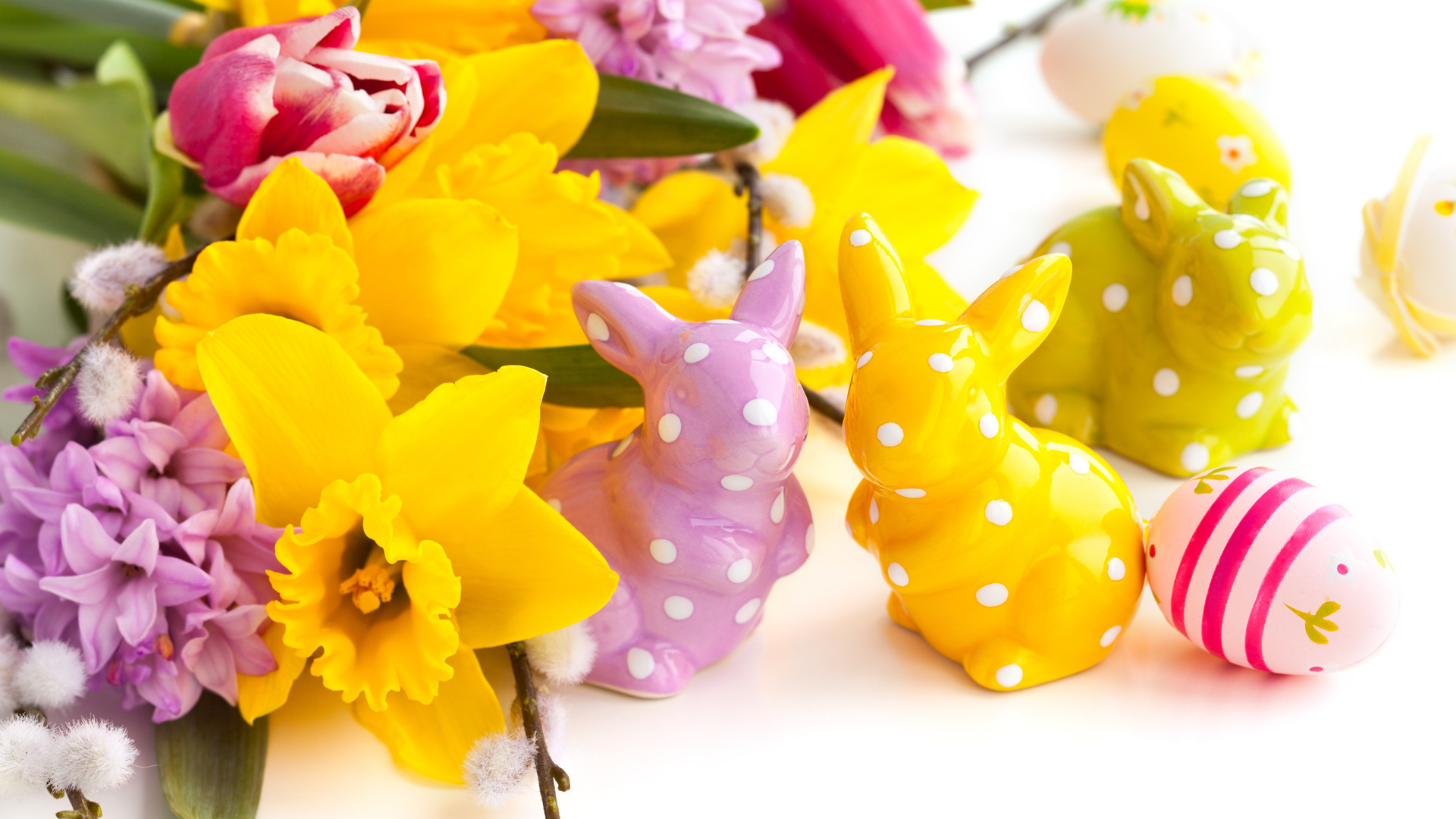 Free download wallpaper Easter, Flower, Holiday, Bunny on your PC desktop