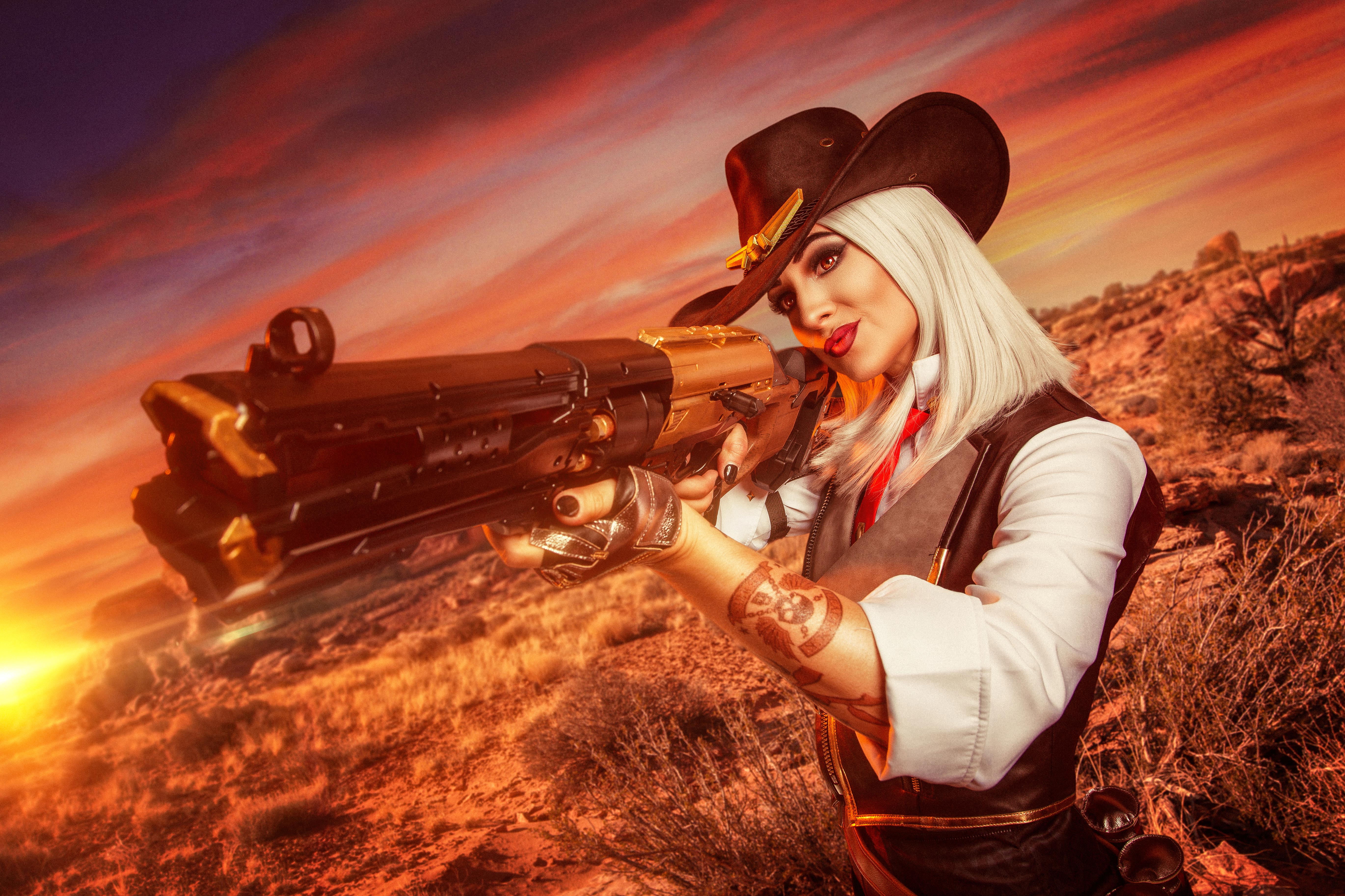 Download mobile wallpaper Weapon, Overwatch, Celebrity, Ana De Armas, Ashe (Overwatch) for free.
