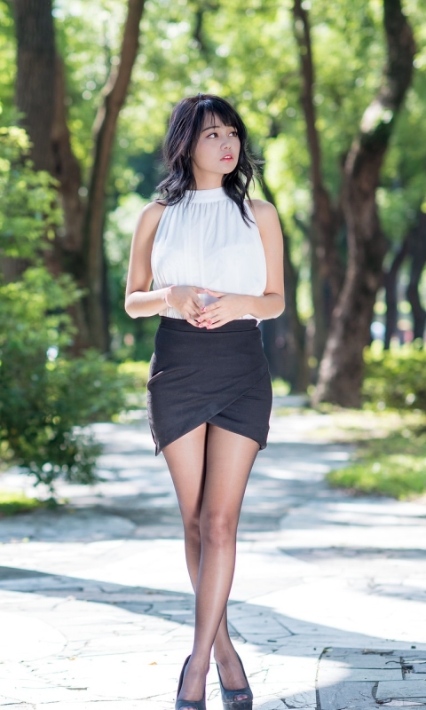 Download mobile wallpaper Brunette, Model, Skirt, Women, Asian, Brown Eyes, Depth Of Field for free.