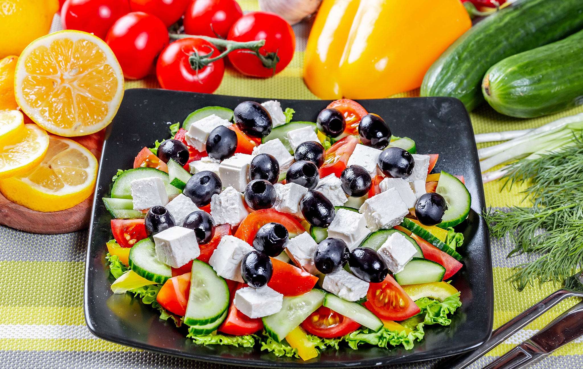 Download mobile wallpaper Food, Pepper, Salad, Tomato, Vegetable, Olive for free.