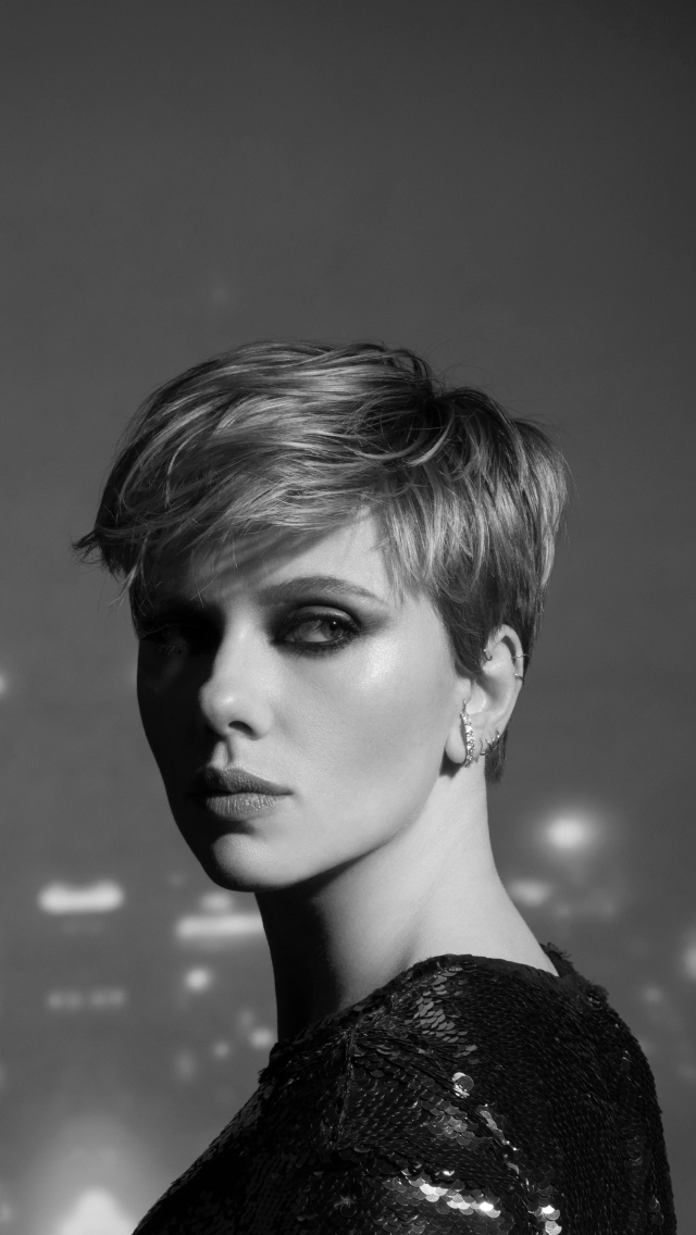 Download mobile wallpaper Scarlett Johansson, American, Celebrity, Black & White, Short Hair, Actress for free.