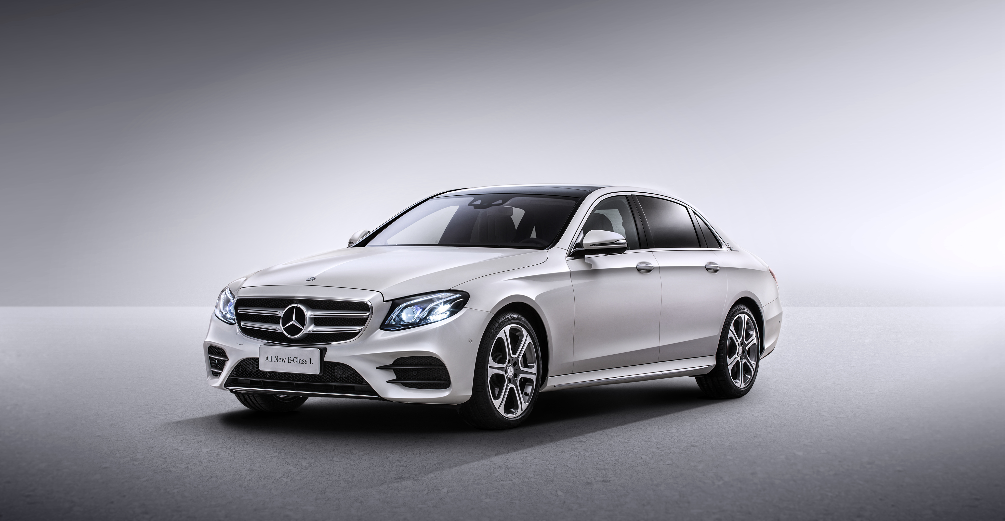 Download mobile wallpaper Car, Mercedes Benz, Vehicles, White Car, Mercedes Benz E Class for free.