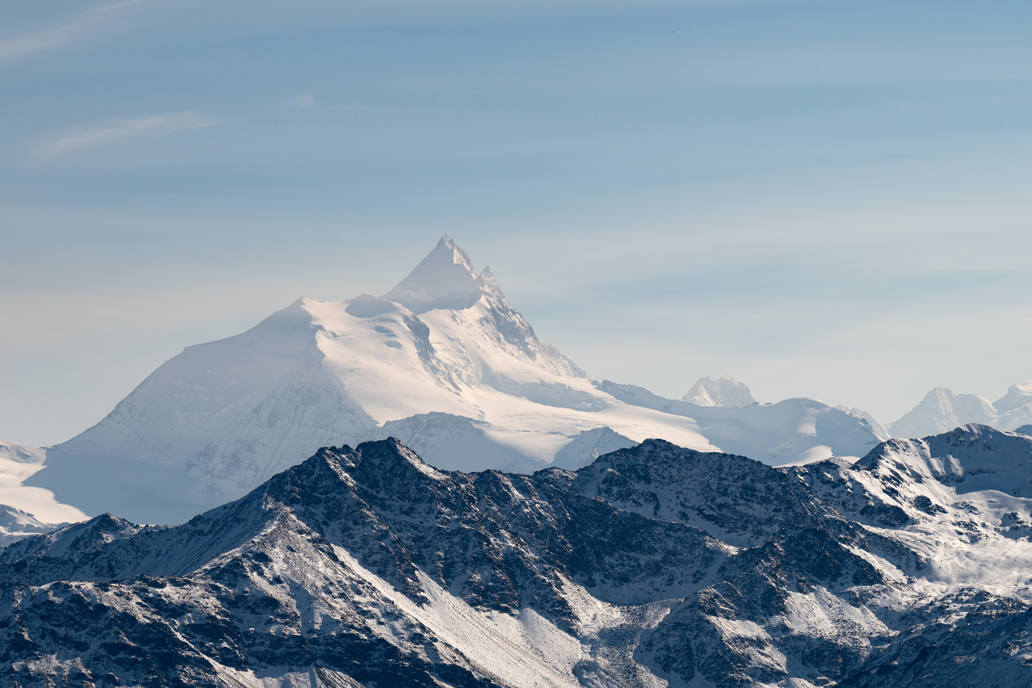 Descarga gratuita de fondo de pantalla para móvil de Las Rocas, Rocas, Vértice, Arriba, Nevado, Naturaleza, Montañas, Cubierto De Nieve.