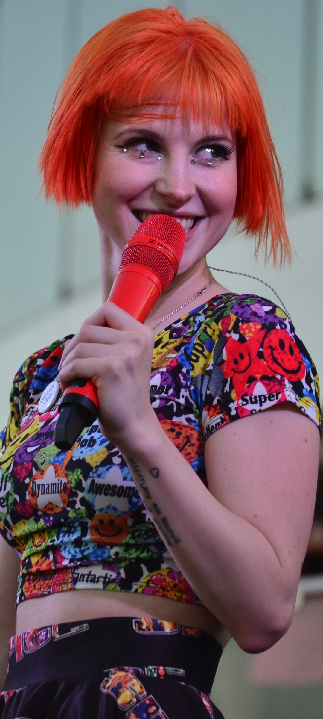 Descarga gratuita de fondo de pantalla para móvil de Música, Hayley Williams.