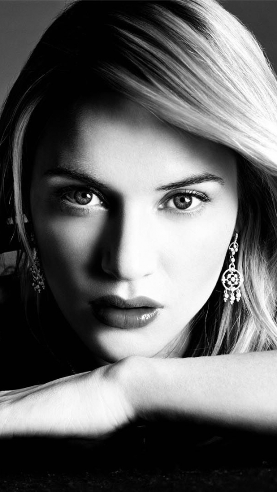 Descarga gratuita de fondo de pantalla para móvil de Celebridades, Kate Winslet.