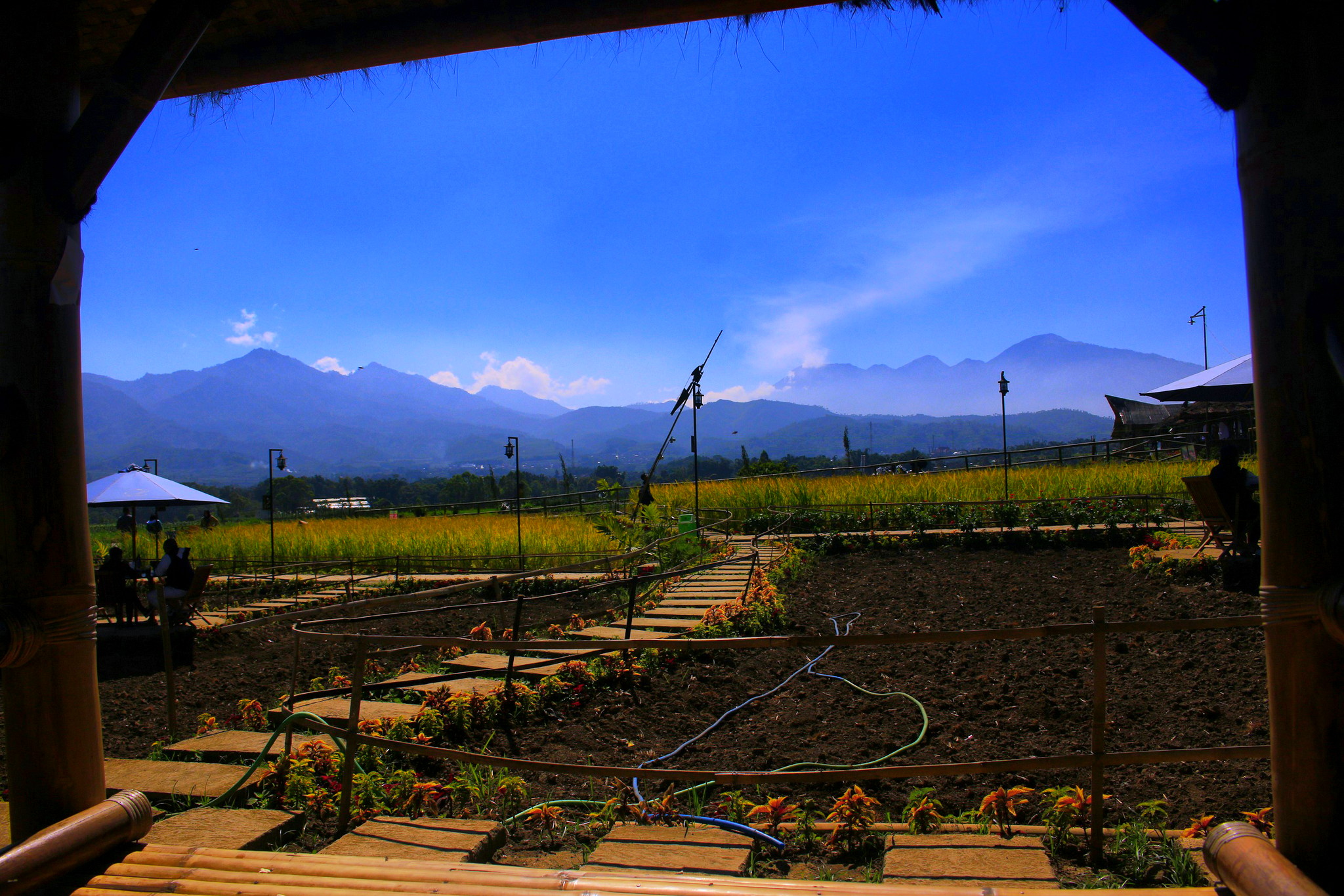 Download mobile wallpaper Mountain, Field, Indonesia, Photography, Place for free.