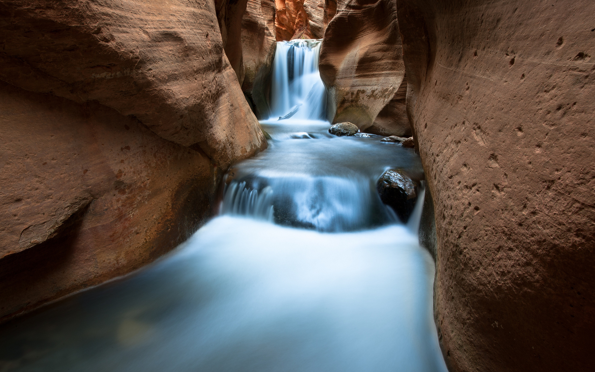 Handy-Wallpaper Wasserfall, Erde/natur kostenlos herunterladen.