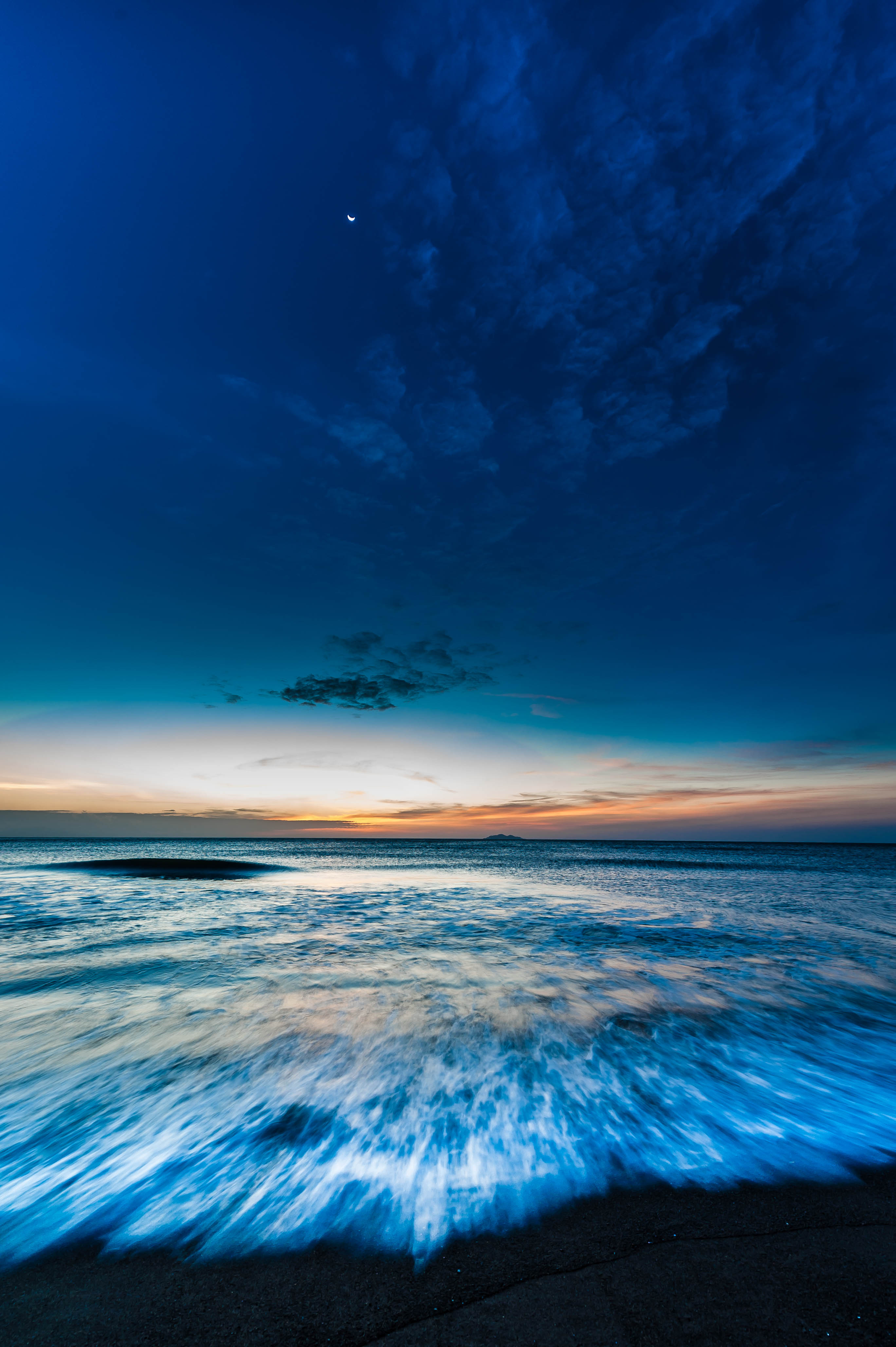 Free download wallpaper Sky, Sea, Horizon, Shore, Bank, Surf, Nature, Sunset, Ocean on your PC desktop