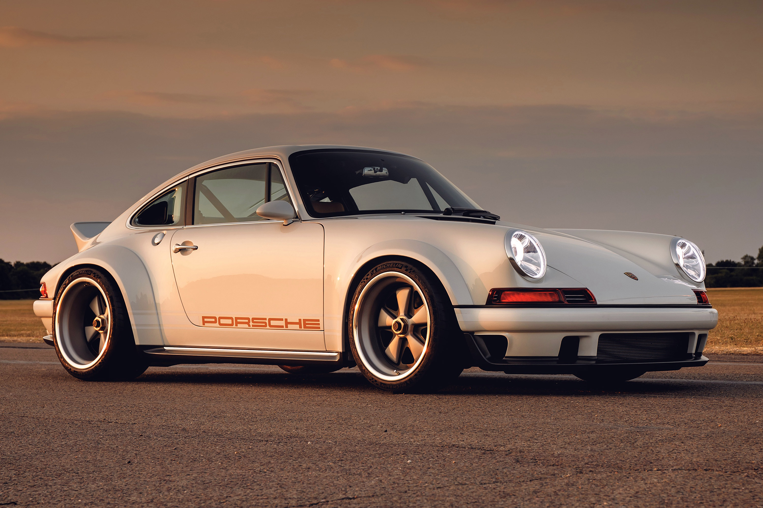 Télécharger des fonds d'écran Porsche 911 Dls HD