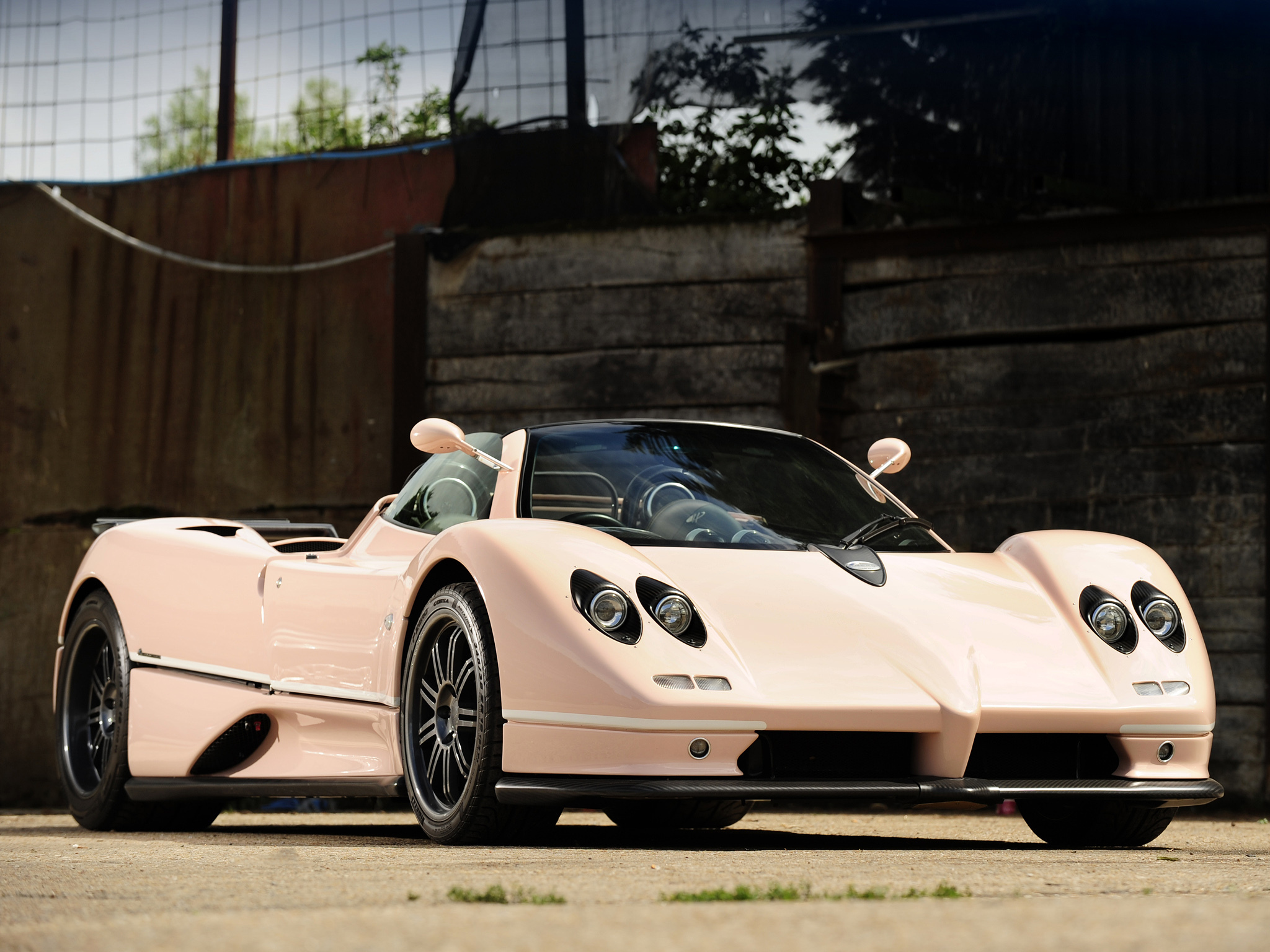 Free download wallpaper Pagani, Vehicles on your PC desktop