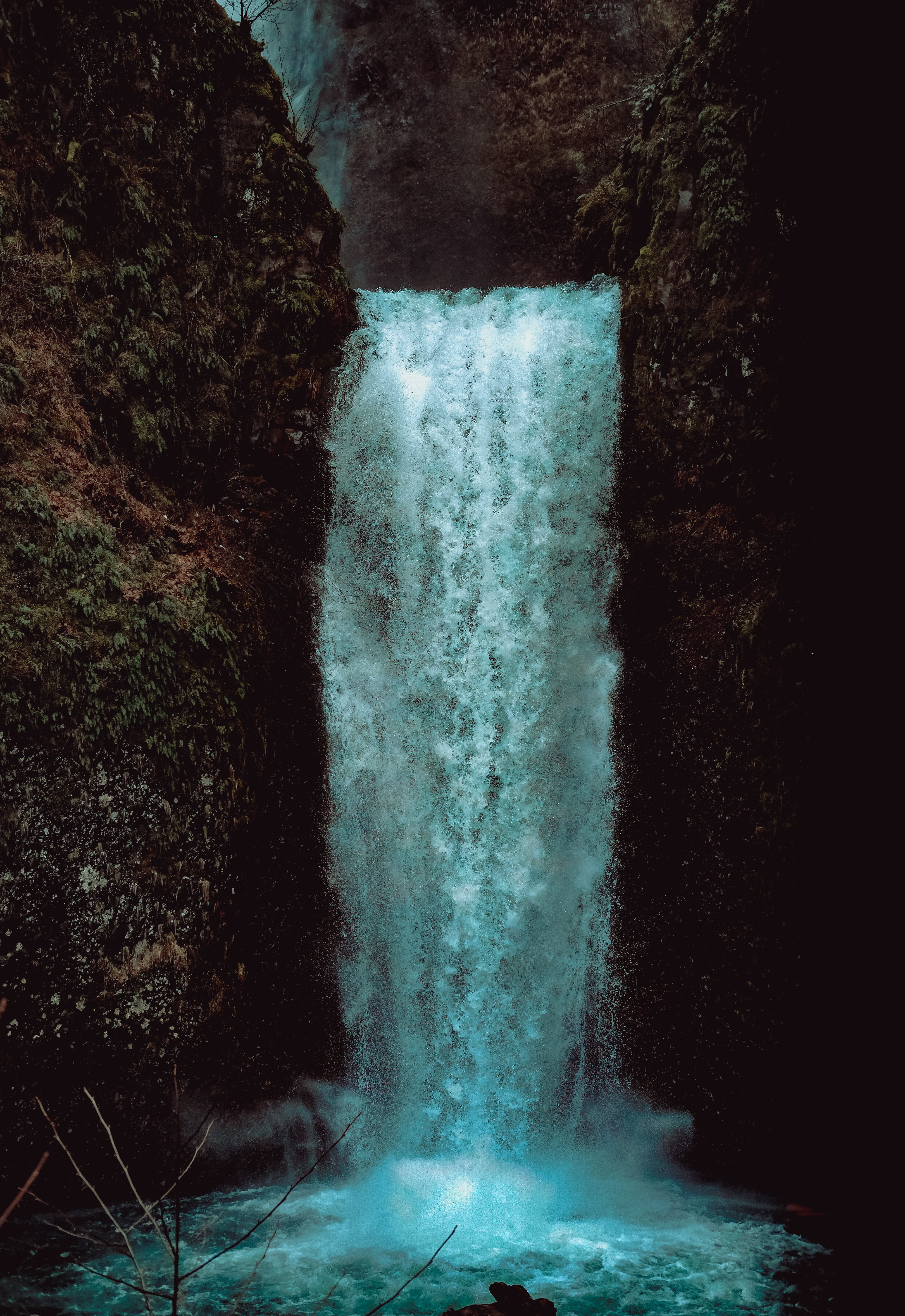 138468 скачать обои скала, природа, вода, водопад, обрыв - заставки и картинки бесплатно