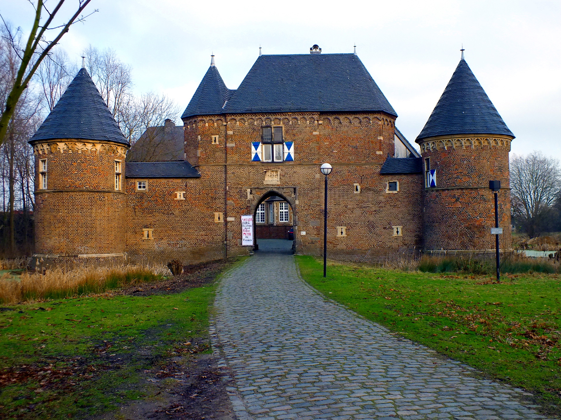 Descarga gratuita de fondo de pantalla para móvil de Castillos, Hecho Por El Hombre, Castillo.