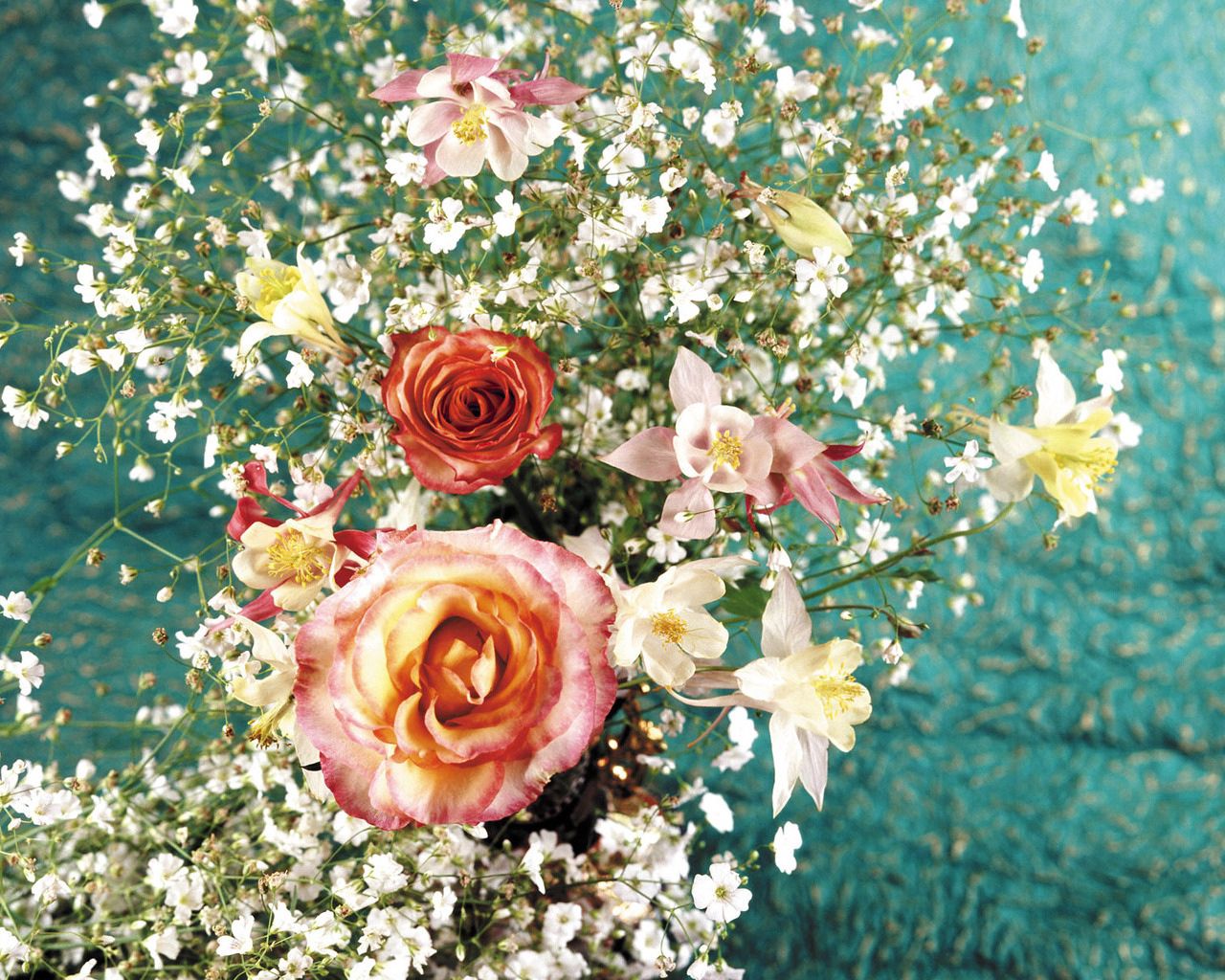 Handy-Wallpaper Schönheit, Komposition, Blumen, Zusammensetzung, Roses kostenlos herunterladen.