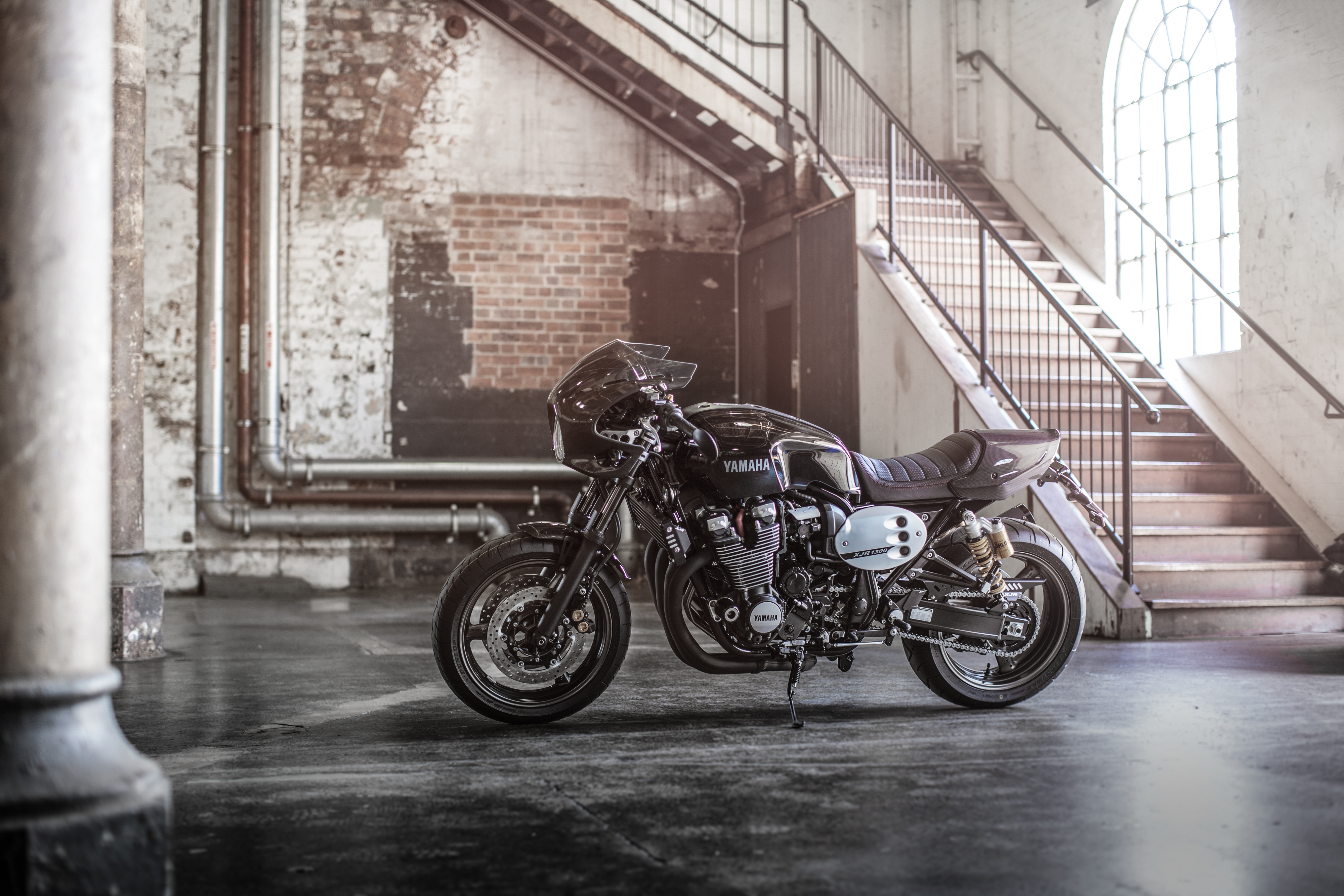 Die besten Yamaha Xjr1300-Hintergründe für den Telefonbildschirm