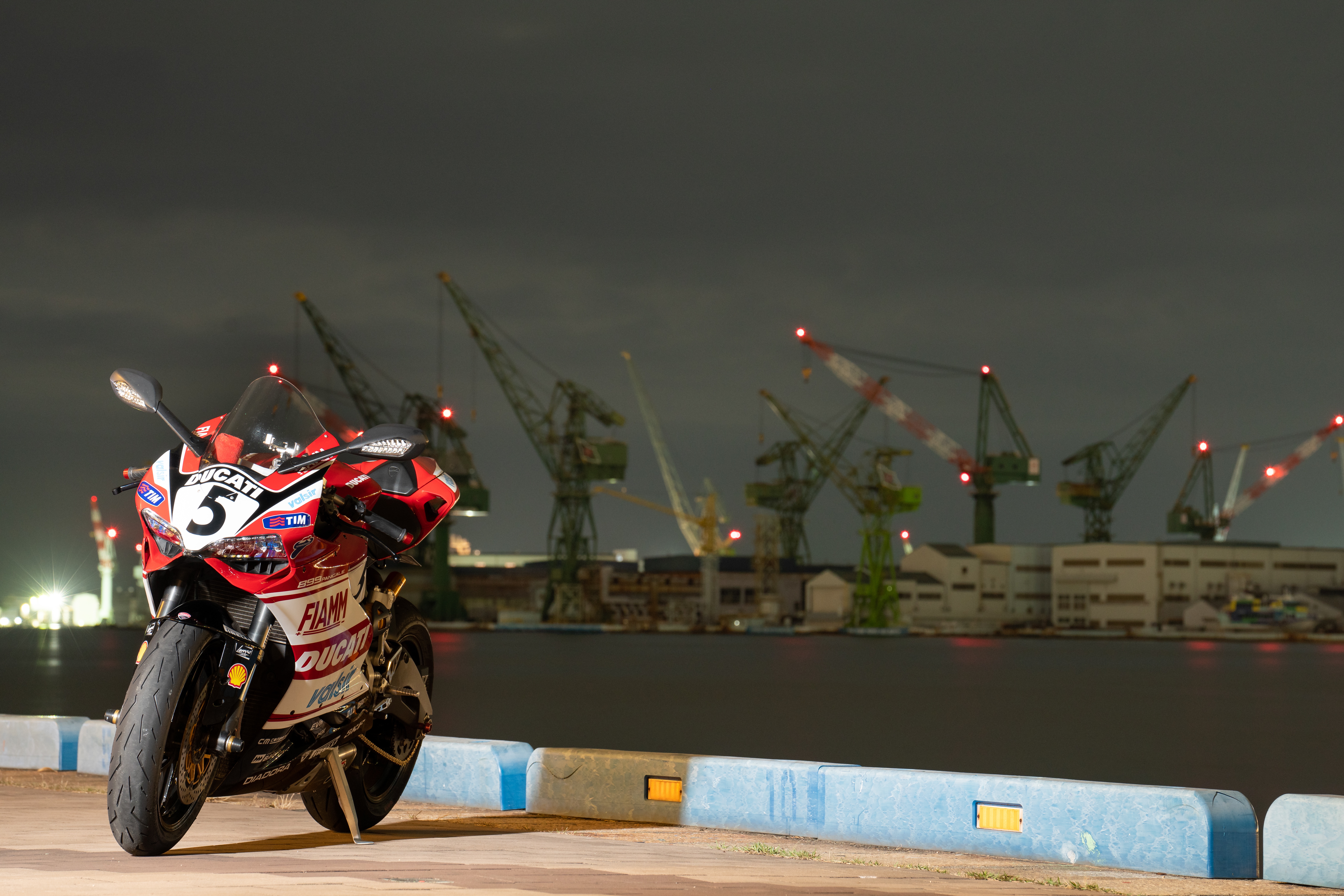 Descarga gratis la imagen Motocicleta, Vehículos, Ducati Panigale V4 en el escritorio de tu PC