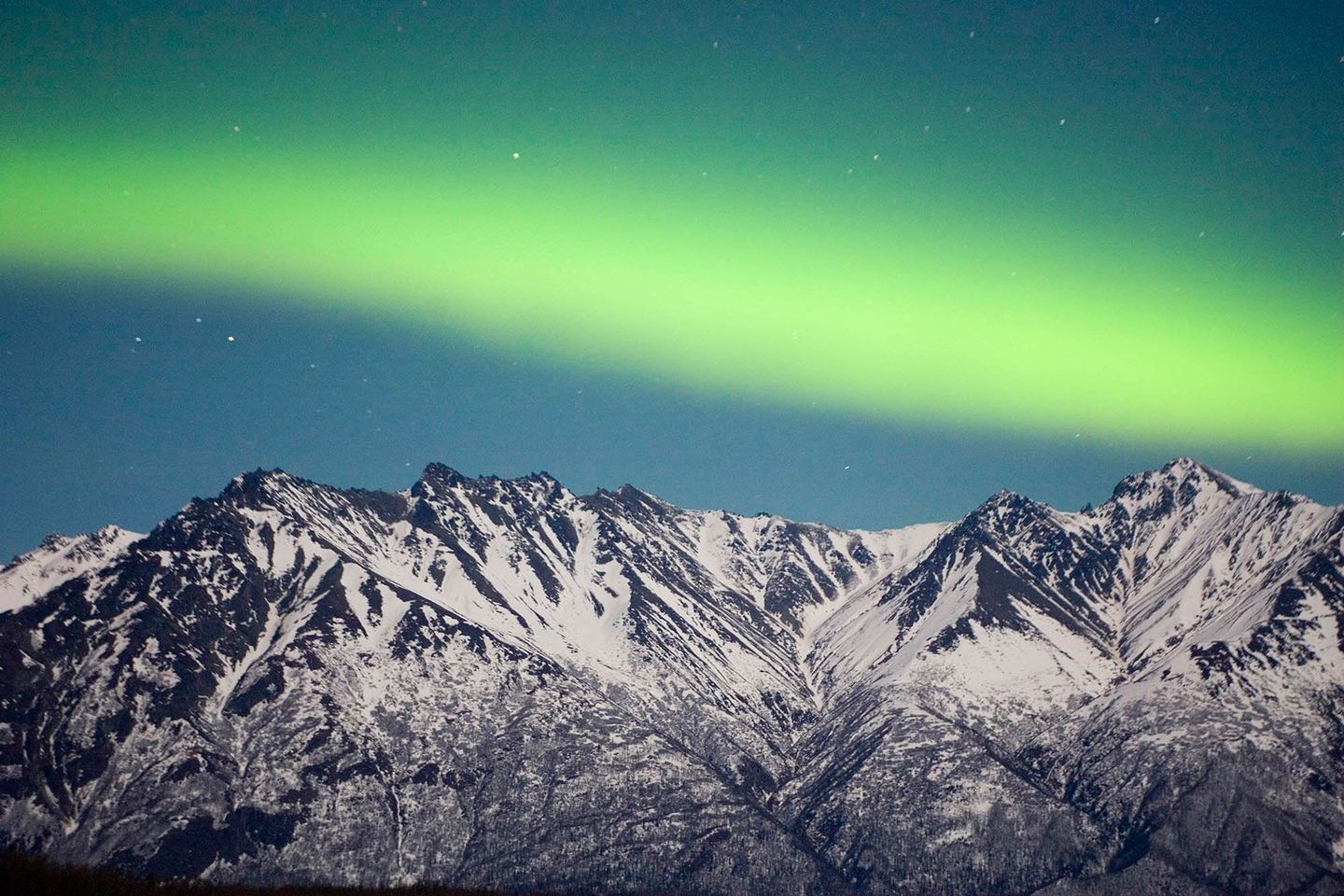 Baixar papel de parede para celular de Aurora Boreal, Terra/natureza gratuito.