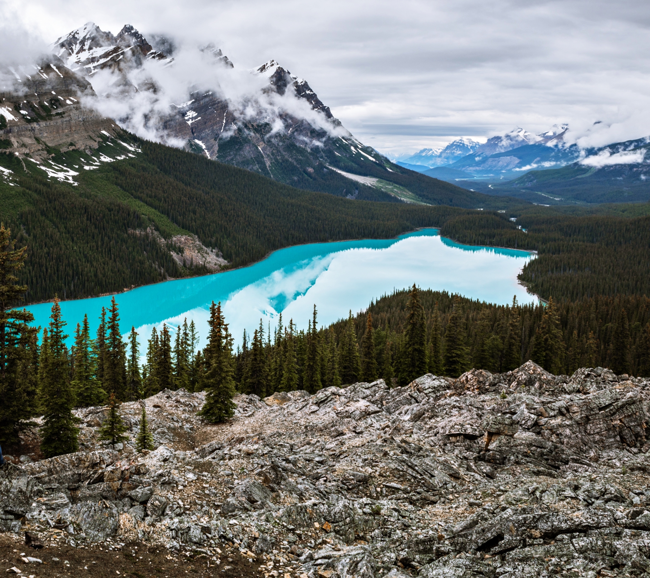 Descarga gratis la imagen Paisaje, Naturaleza, Montañas, Montaña, Lago, Bosque, Árbol, Tierra, Fotografía en el escritorio de tu PC